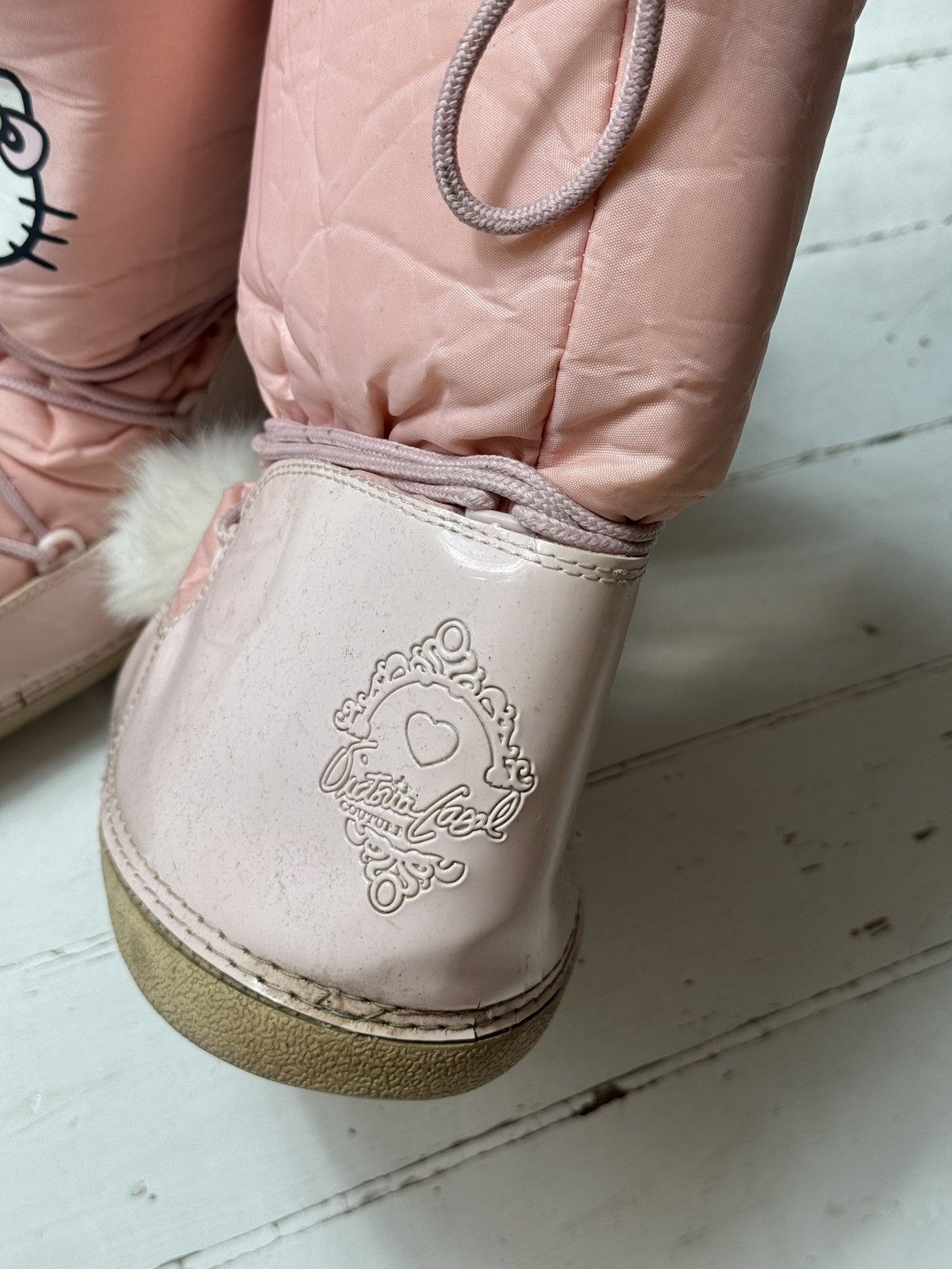 Cartoon Network VINTAGE HELLO KITTY 2000s MOON BOOTS UNT Size US 7 / IT 37 - 5 Thumbnail