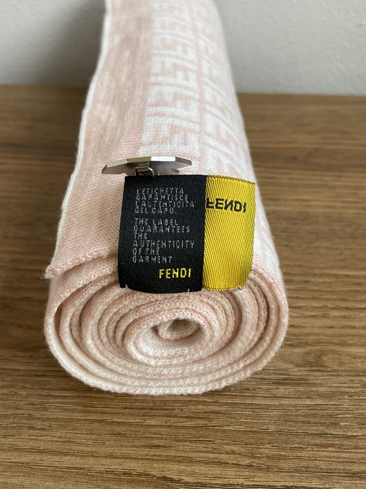 Fendi Fendi Monogram FF Double Sided Wool Pink Unisex Scarf Size ONE SIZE - 18 Thumbnail