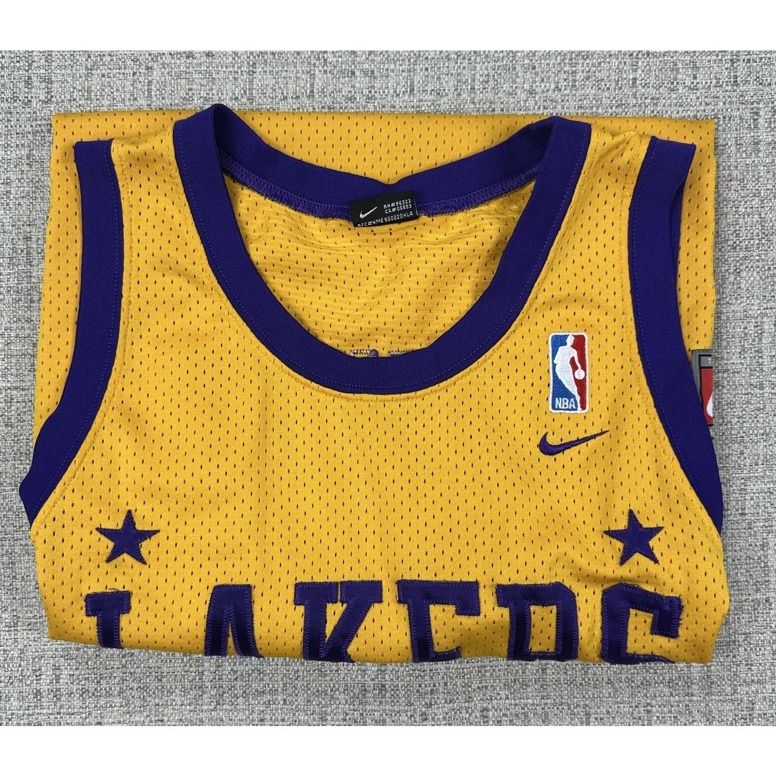 Nike Los Angeles Lakers Jersey Rewind Sz L NBA Nike Kobe Bryant 8 Size US L / EU 52-54 / 3 - 12 Thumbnail