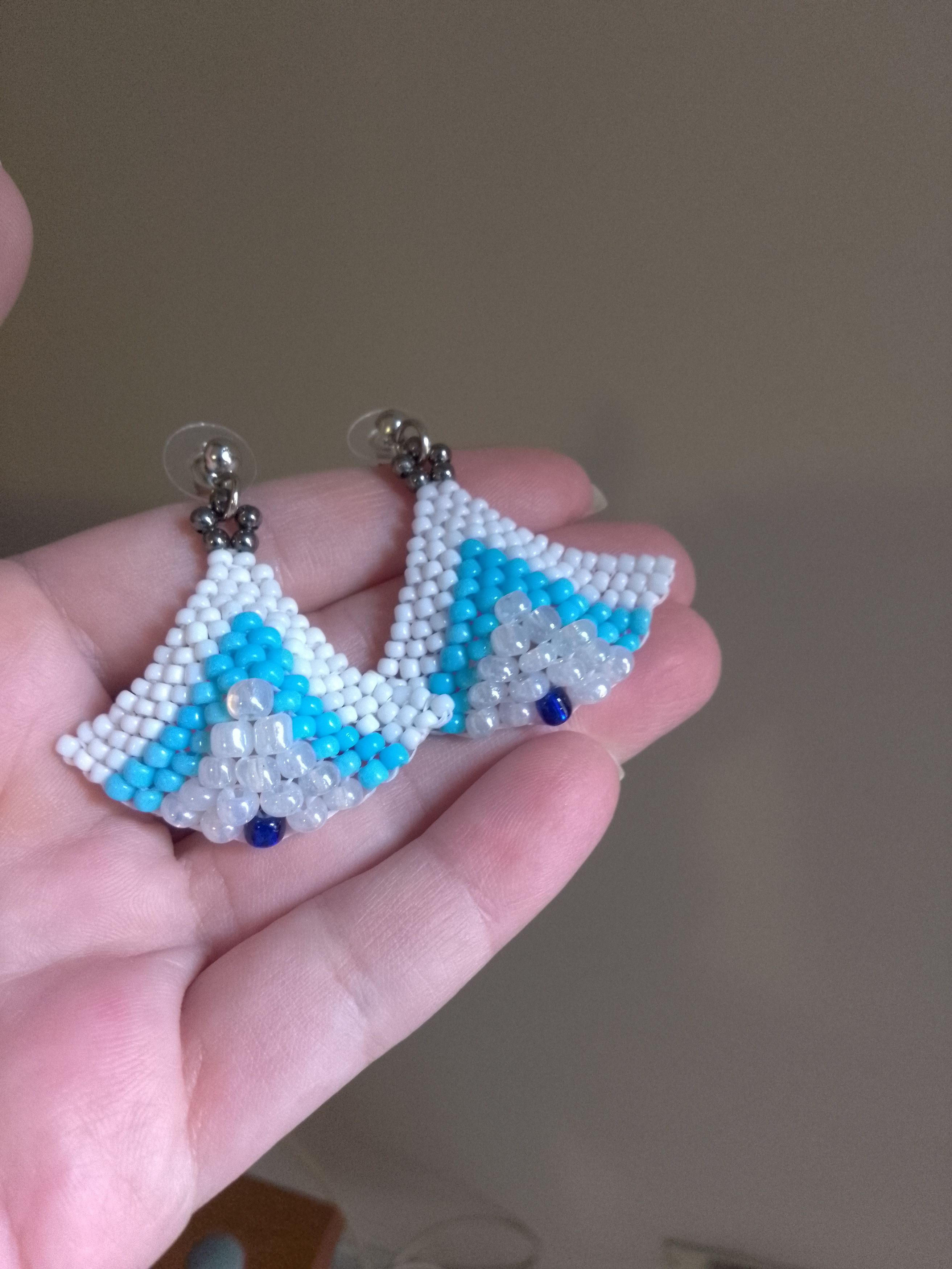 Handmade Necklace Embroidered Beaded Earrings Wavy Super Elegant Size ONE SIZE - 2 Thumbnail