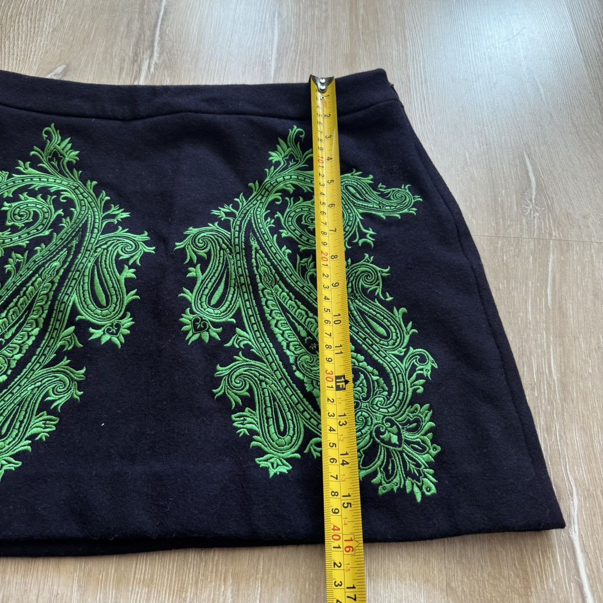 Samsoe Samsoe Samsoe & Samsoe Mini Skirt Embroidered Woven Size M Size 28" / US 6 / IT 42 - 3 Thumbnail