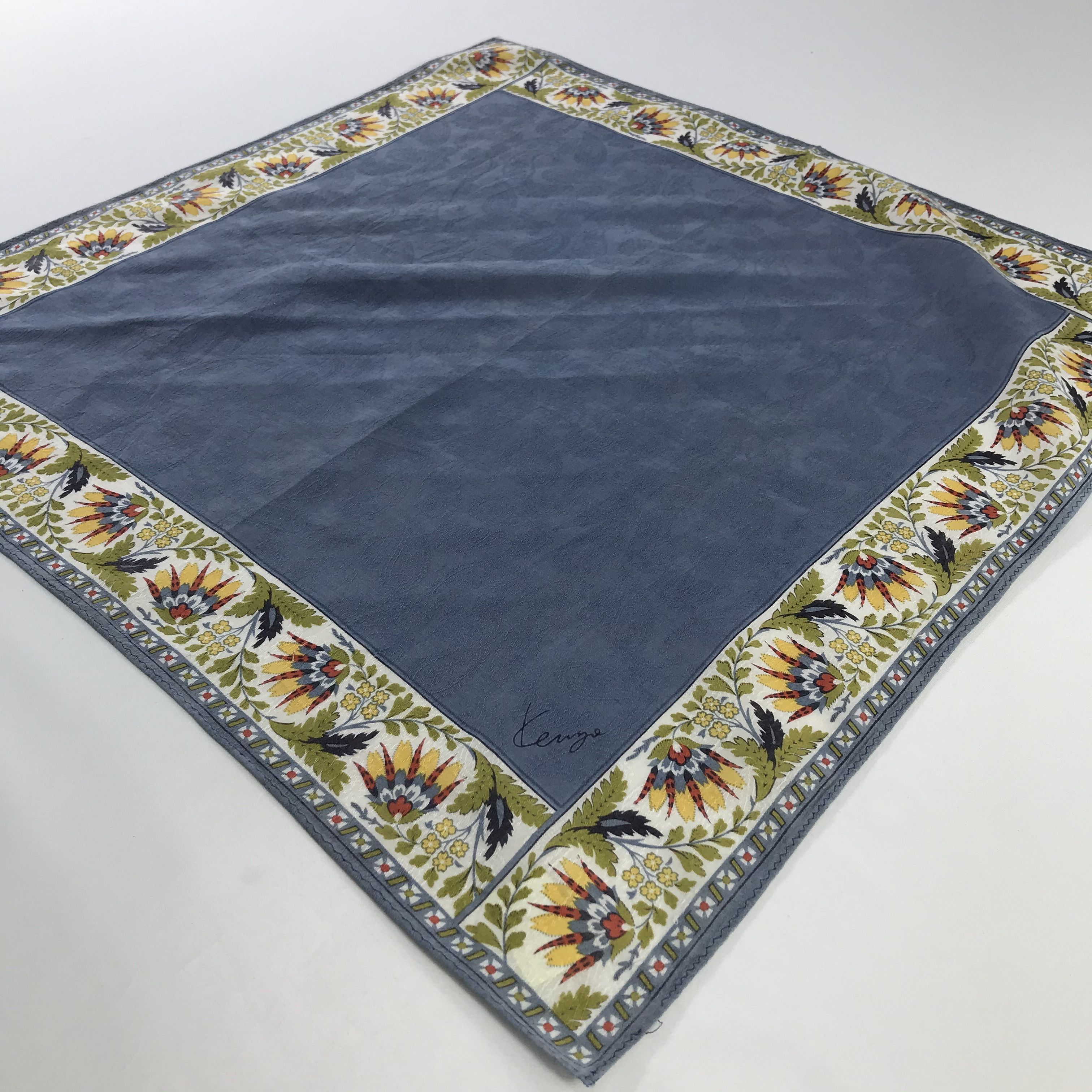Kenzo × Vintage Kenzo Bandana / Handkerchief / Neckerchief - S933 Size ONE SIZE - 2 Thumbnail