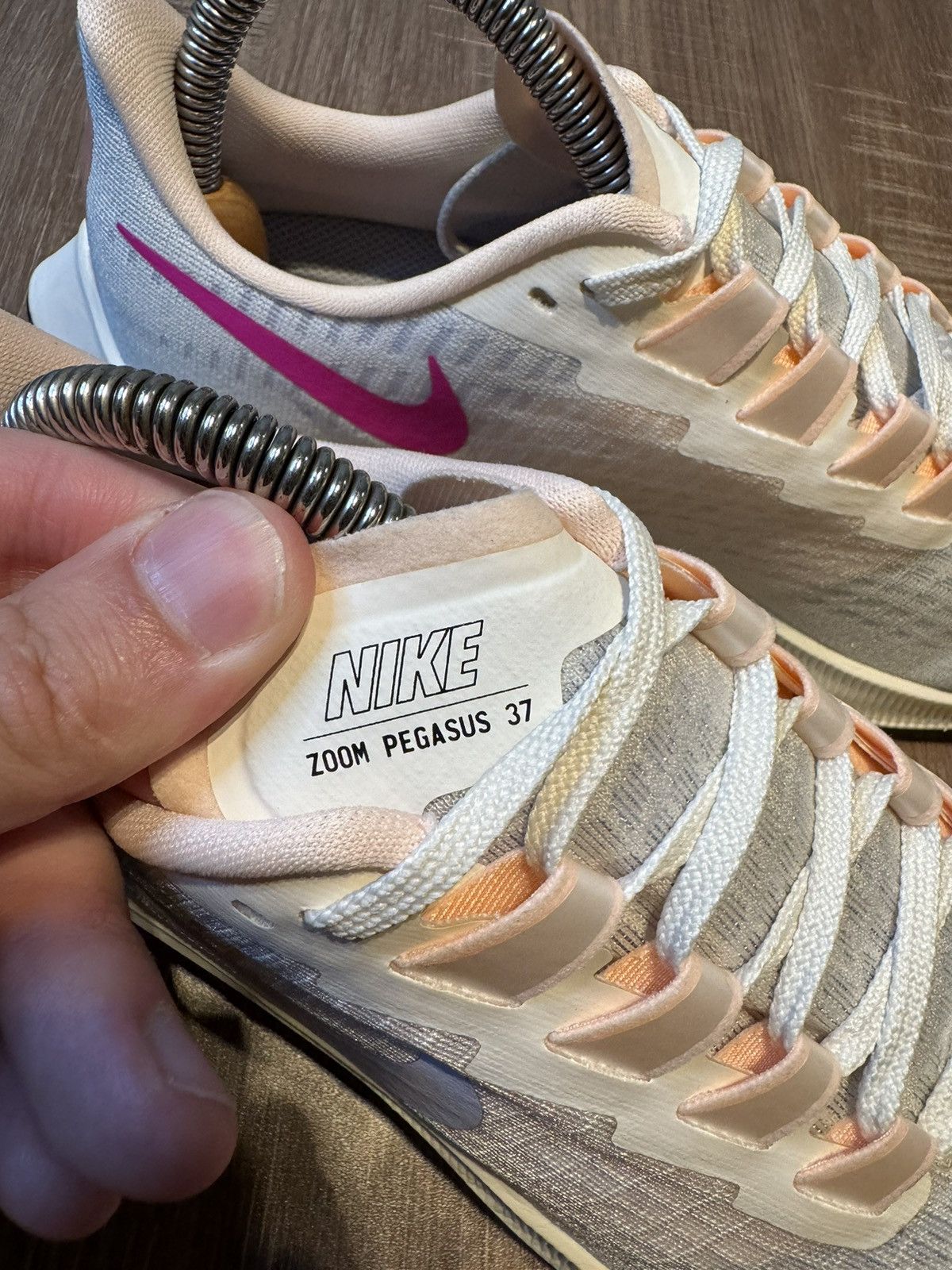 Nike Nike Air Zoom Pegasus 37 Pale Ivory Women's Running Sz 8 Size US 8 / IT 38 - 7 Thumbnail