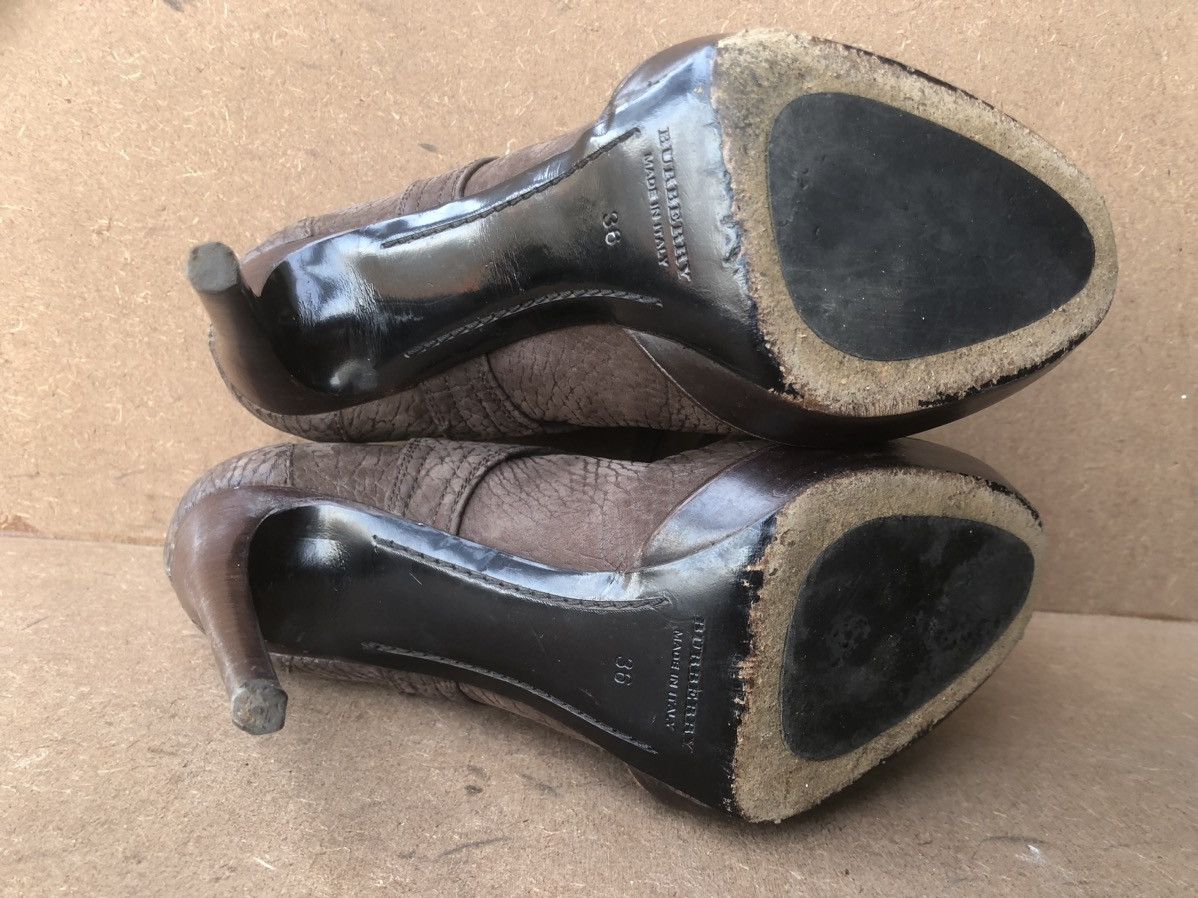 Burberry Burberry Brown Calfskin Leather Ankle Boots Size 36 Size US 6 / IT 36 - 12 Thumbnail