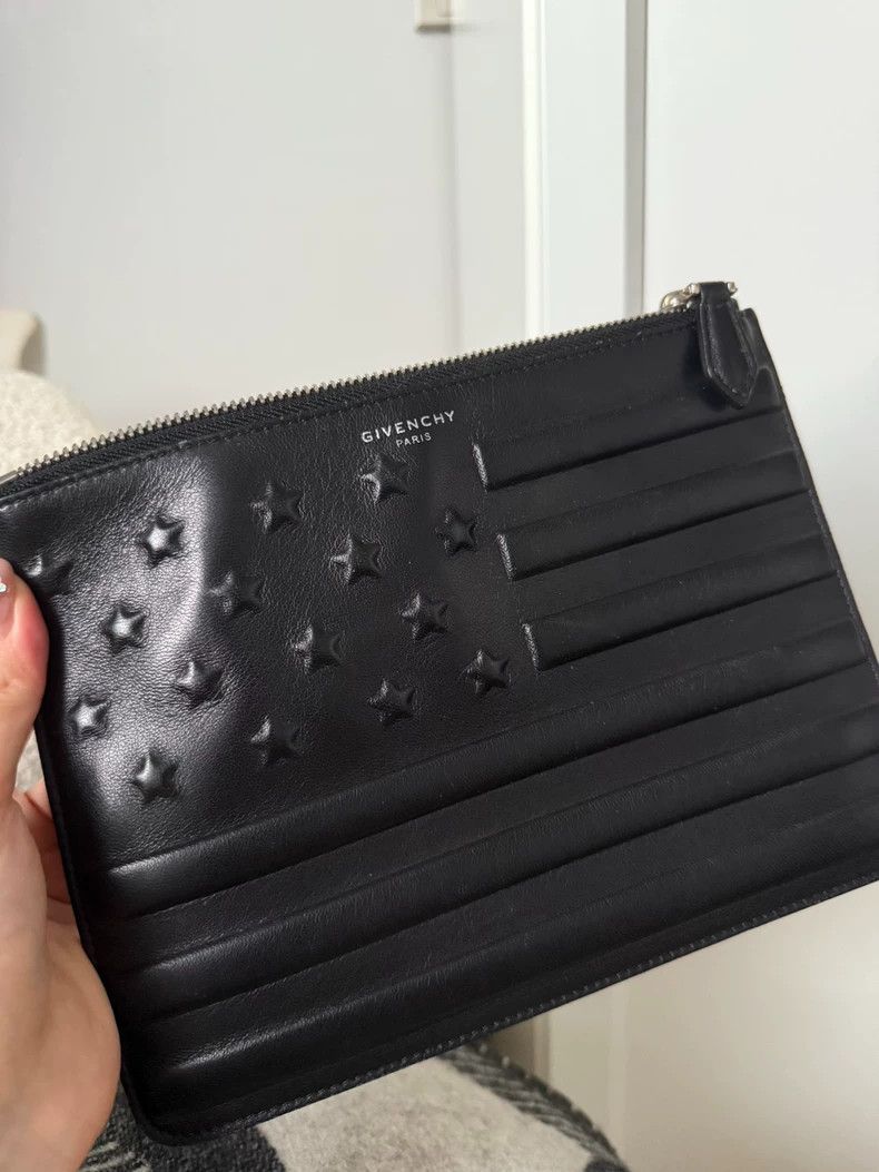 Givenchy Givenchy American Flag Leather Clutch - dmc Size ONE SIZE - 1 Thumbnail