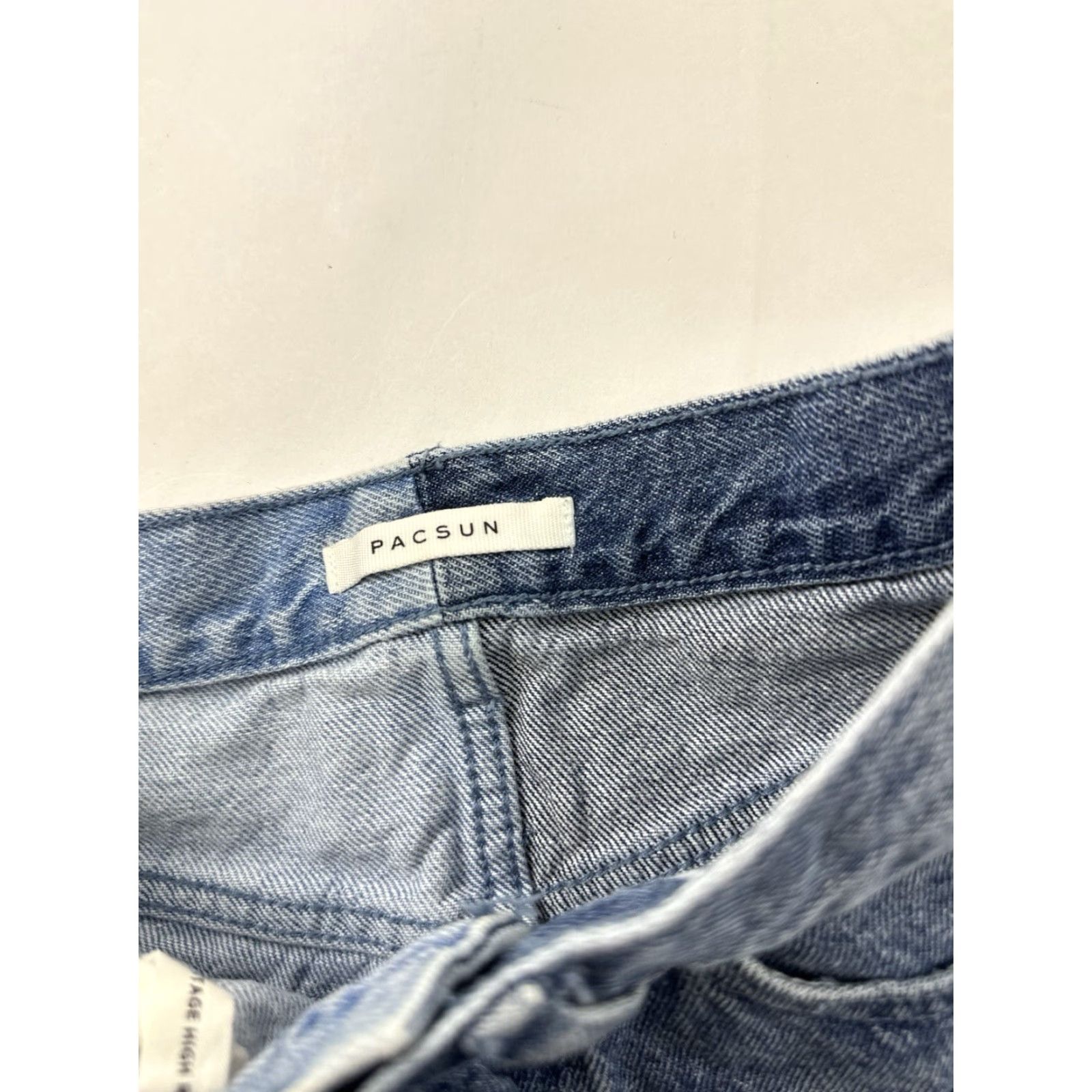 Pacsun Pacsun Shorts Women’s 24 Blue Vintage High Rise Two Tone Denim Cut Off Size 42" / US 20 - 3 Thumbnail
