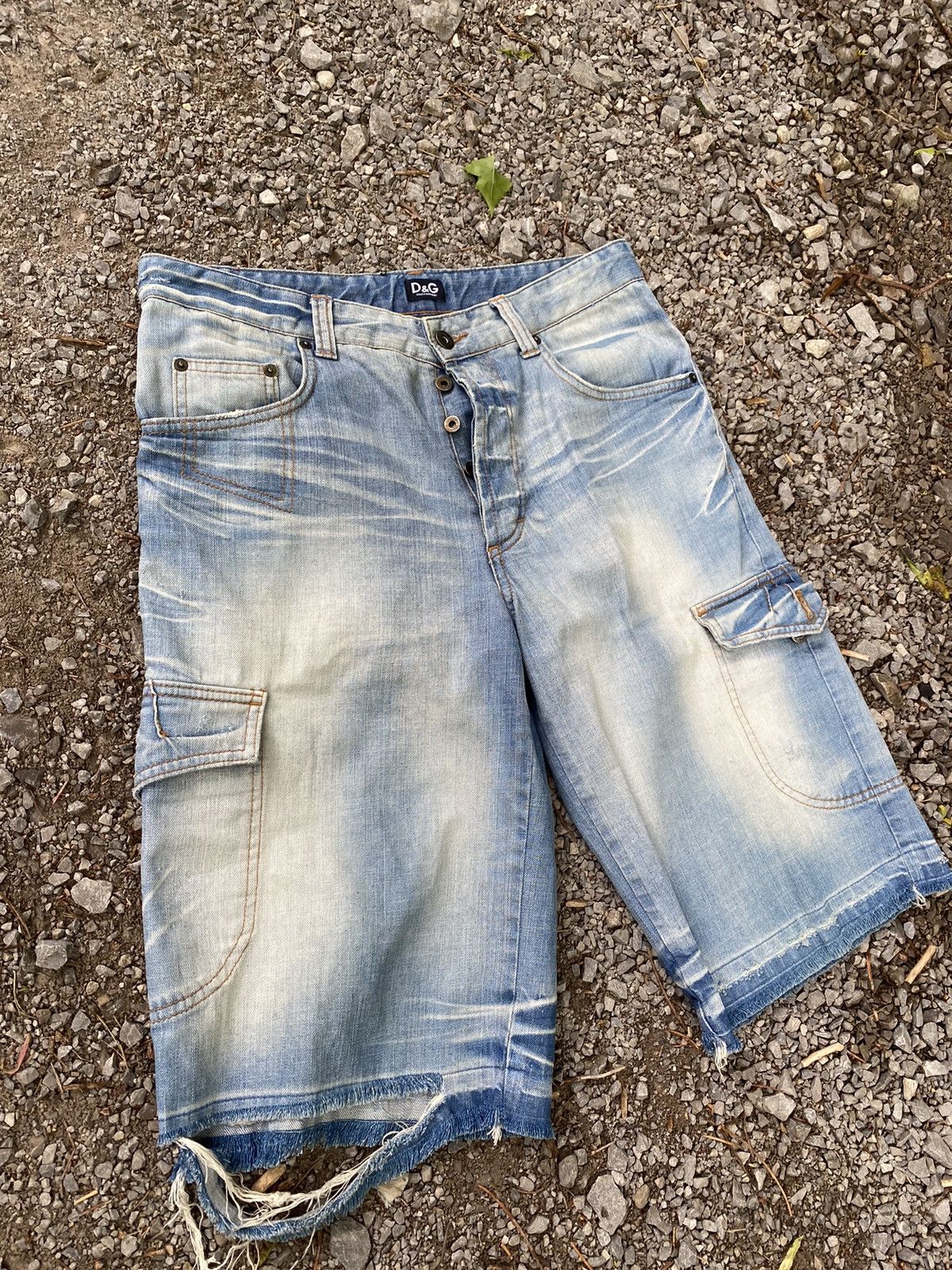 Dolce & Gabbana × Vintage Dolce&Gabbana Distressed Ultra Sports Shorts Size US 32 / EU 48 - 5 Thumbnail