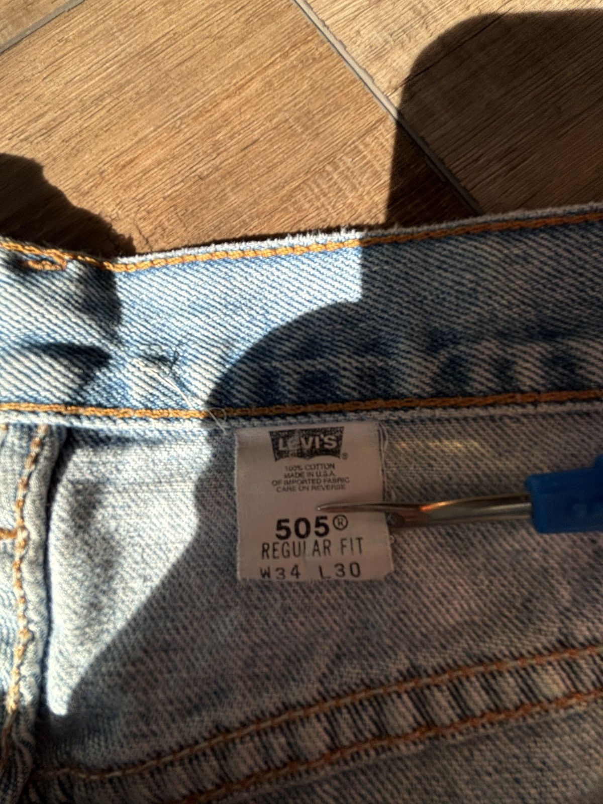 Levi's × Levi's Vintage Clothing × Vintage Distressed Vintage 00s Levi’s 505 Jeans Size US 34 / EU 50 - 4 Thumbnail