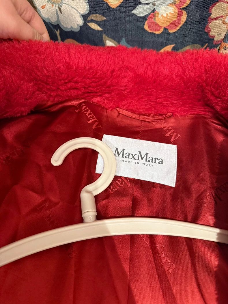 Max Mara Max Mara Teddy Bear Long Straight Red Size M / US 6-8 / IT 42-44 - 5 Thumbnail