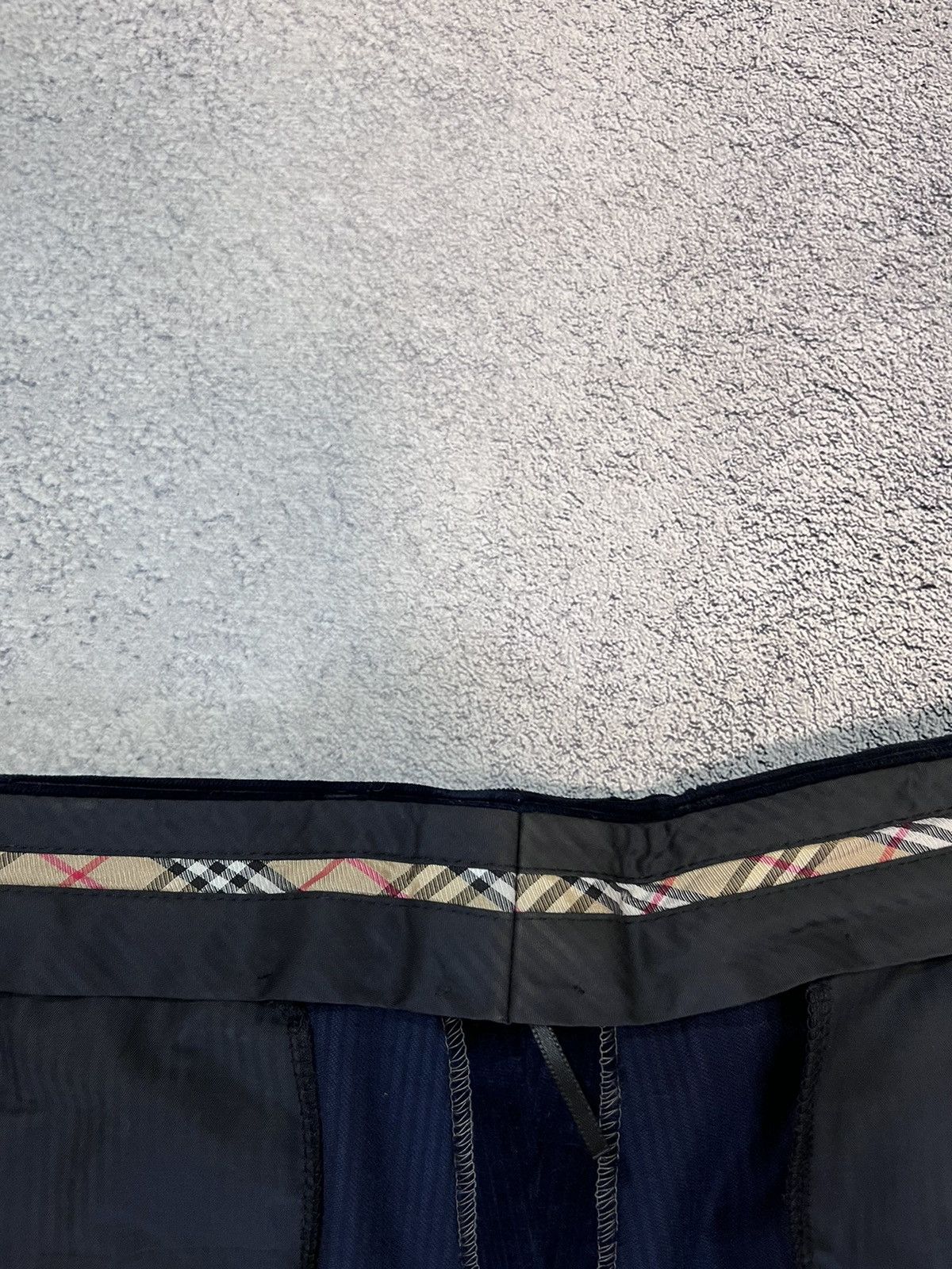 Burberry Burberry London Men’s Corduroy Pants Vintage Jeans Navy Blue Size US 36 / EU 52 - 19 Thumbnail
