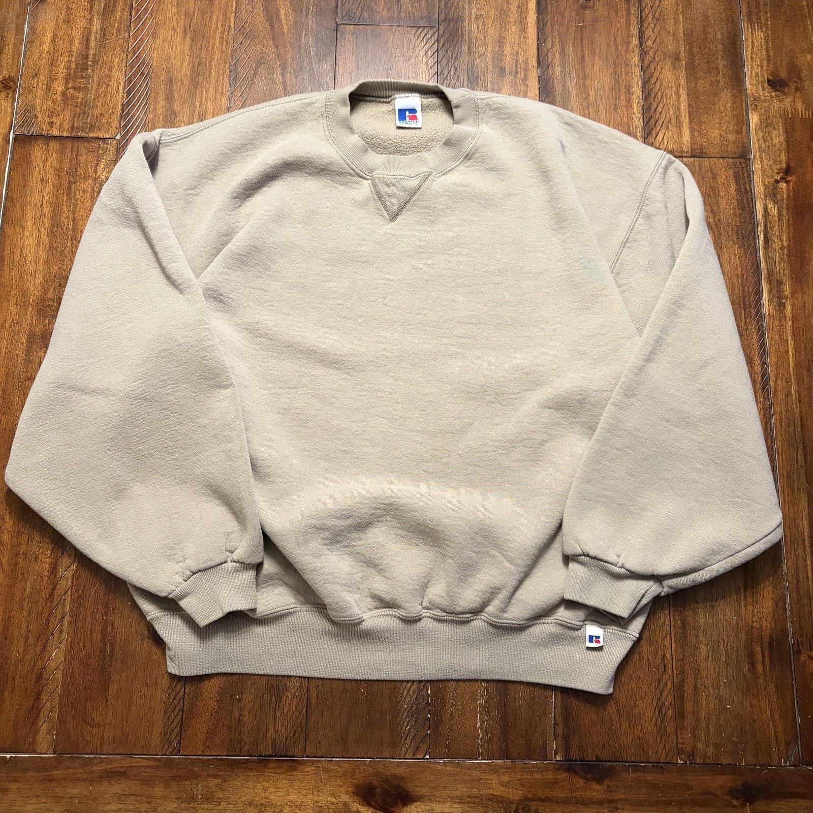 Russell Athletic Russell Athletic Sweatshirt Mens 2XL Beige Fleece Crewneck Size US XXL / EU 58 / 5 - 2 Thumbnail