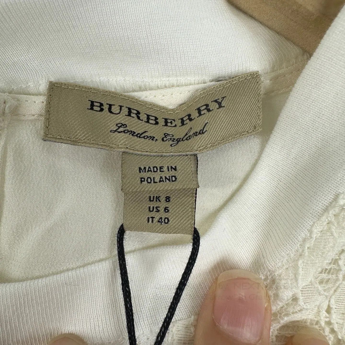 Burberry Burberry Lace Silk Logo Two-Piece Dress. Size XS / US 0-2 / IT 36-38 - 5 Thumbnail
