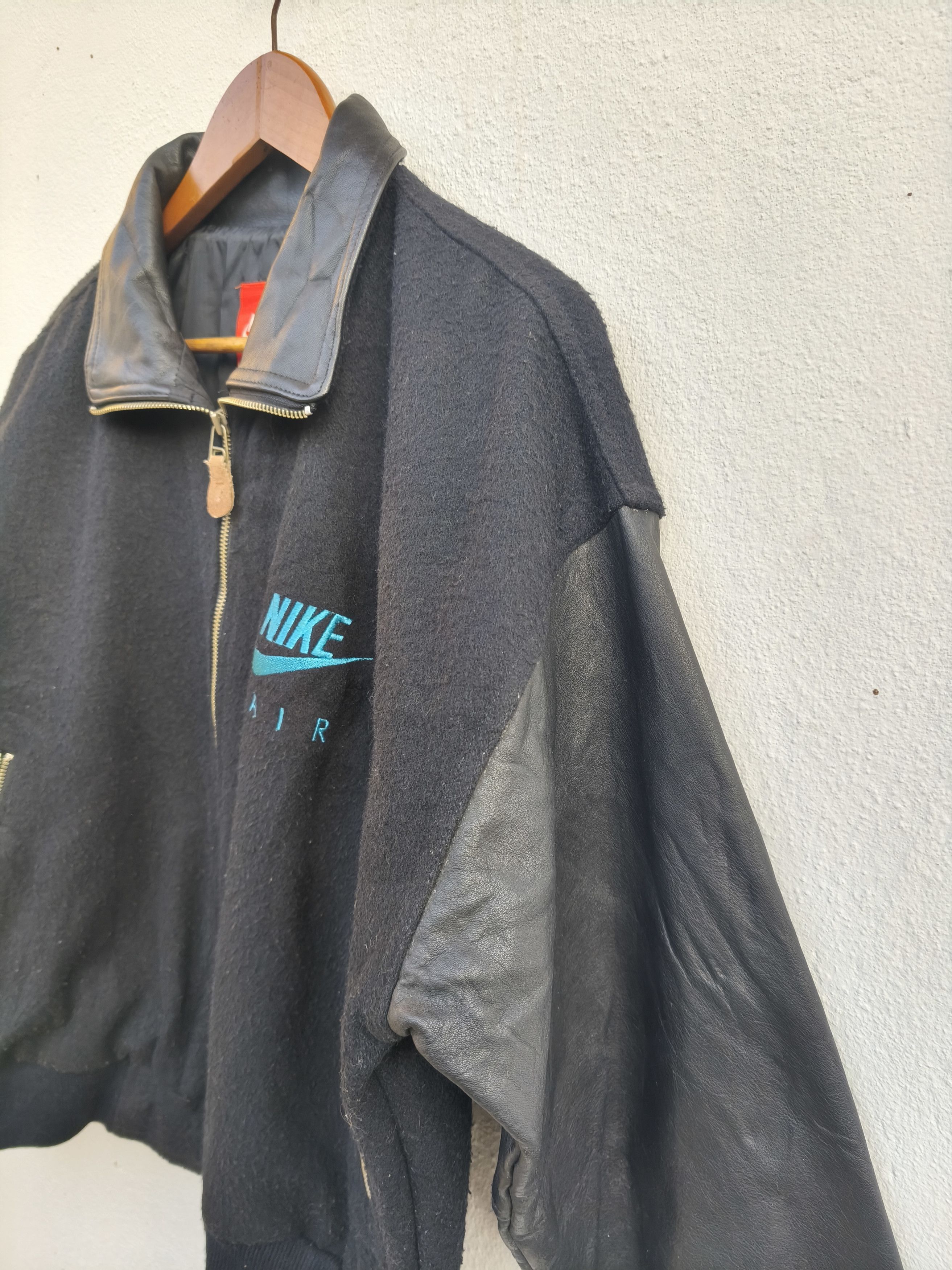Nike Vintage Nike Jacket Varsity Leather Wool Nike Air Letterman Size US M / EU 48-50 / 2 - 13 Thumbnail