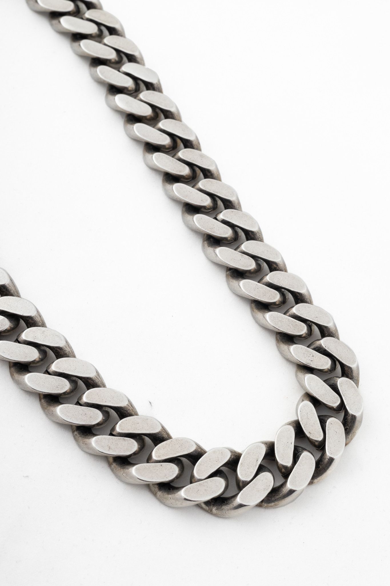 Saint Laurent Paris Saint Laurent Silver-Tone Logo Buckle Chunky Short Necklace Size ONE SIZE - 2 Thumbnail