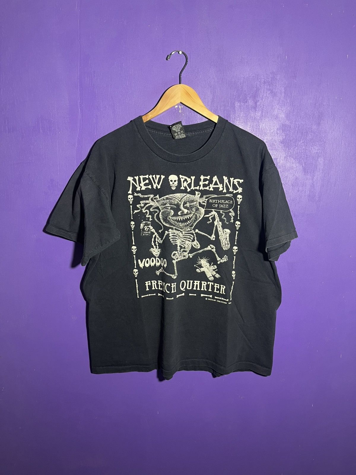 Vintage Vintage 1991 New Orleans voodoo demon art t-shirt Size US XL / EU 56 / 4 - 1 Thumbnail