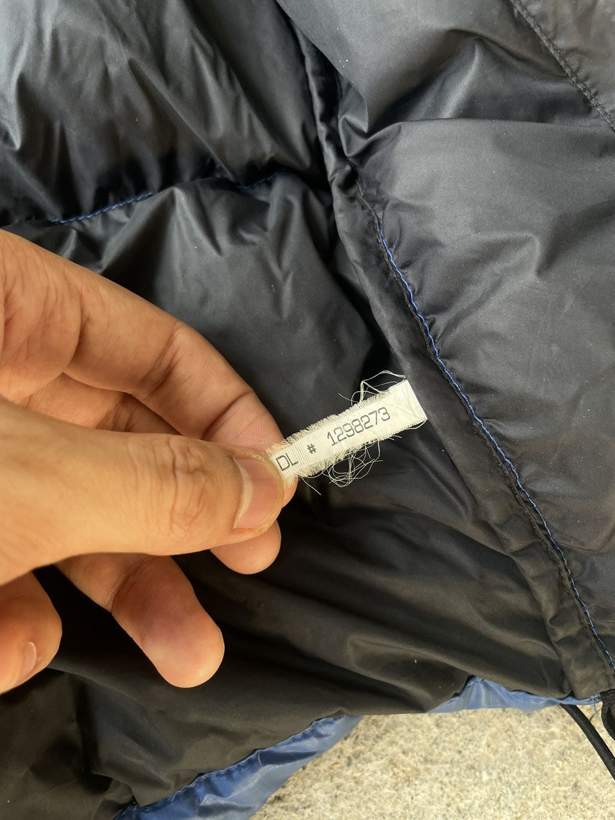 The North Face × Vintage The NorthFace 700 Blue Nuptse Vintage Puffer Jacket Size US M / EU 48-50 / 2 - 14 Thumbnail