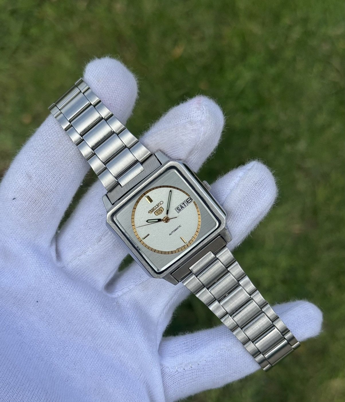 Seiko Vintage Seiko 5 Automatic japan Watch: silver Dial, TV Case Size 36 - 7 Thumbnail
