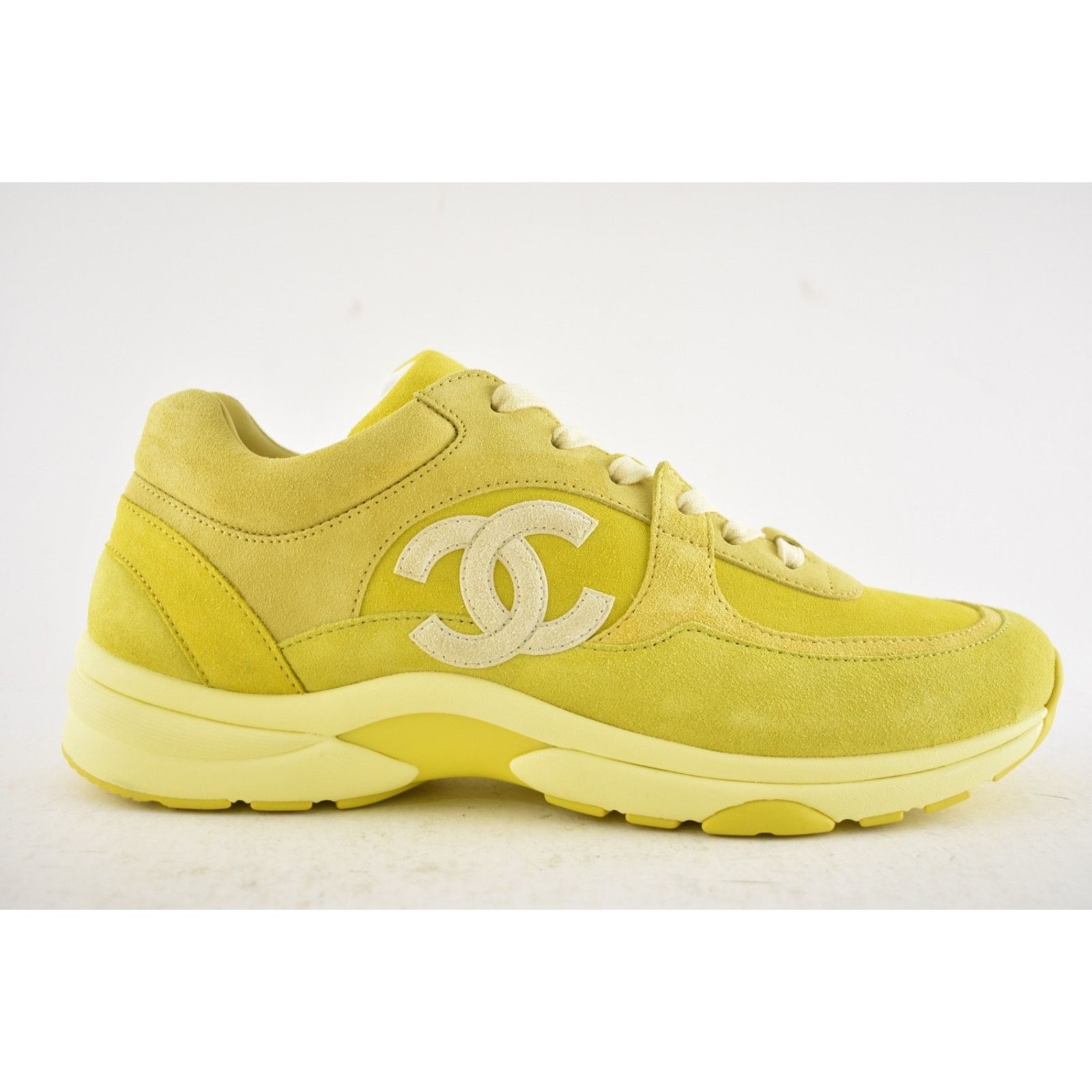 Chanel Chanel 19S Mens Yellow White Suede CC Logo Low Top Size US 11 / EU 44 - 2 Thumbnail