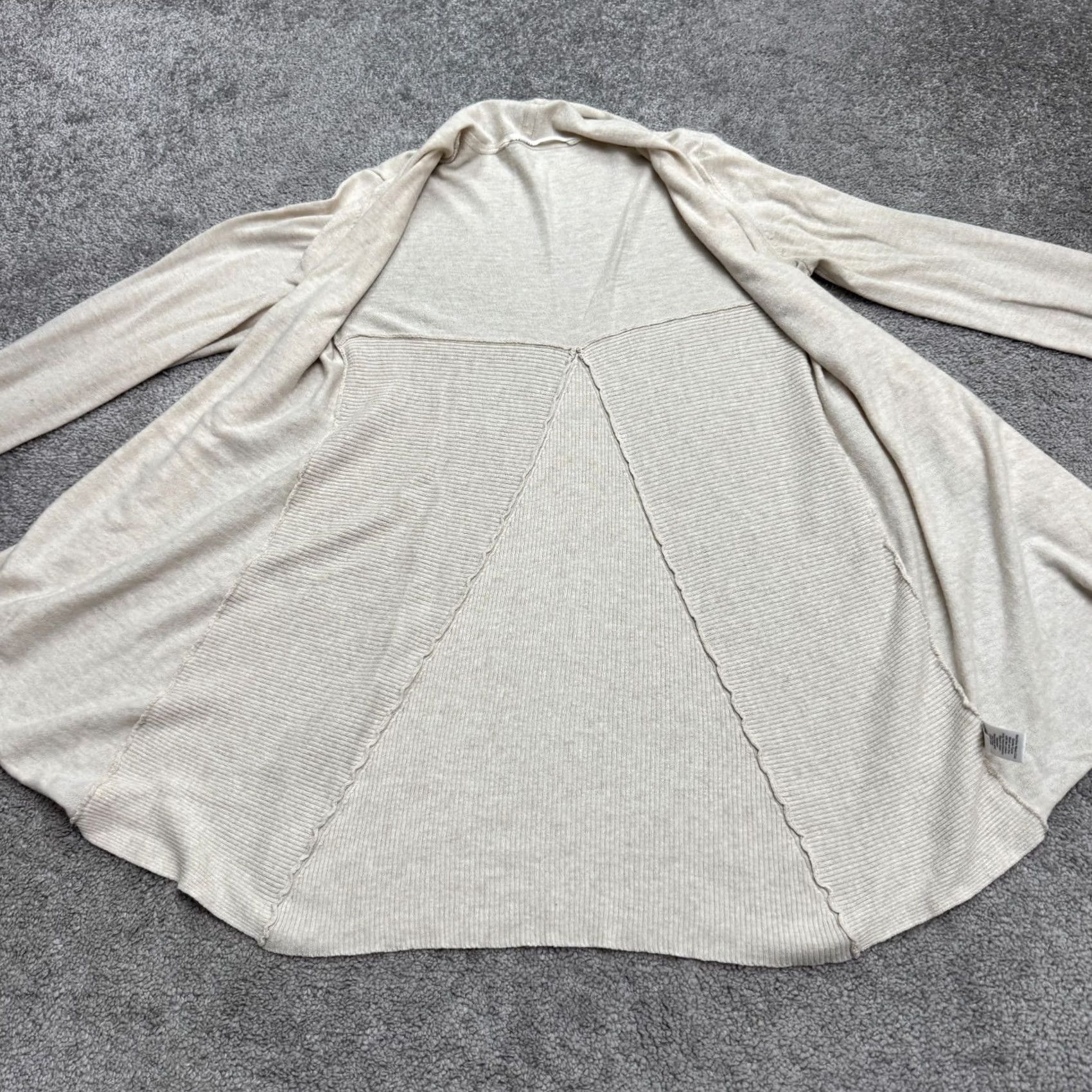 Athleta Athleta Cardigan Sweater Womens Medium Beige Knit Open Front Thumbholes Stretch Casual Shirt Womens Size M / US 6-8 / IT 42-44 - 3 Thumbnail