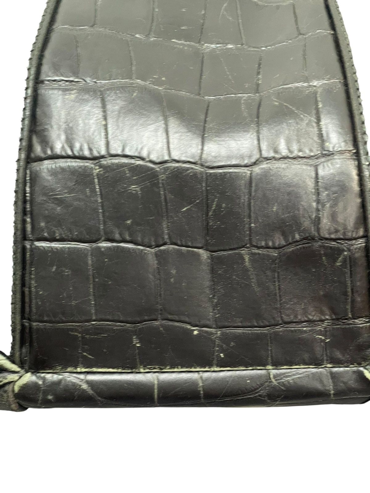 Genuine Leather Crocodile Embossed Daniel & Bob Leather Shoulder Bag 1🟩2 Size ONE SIZE - 9 Thumbnail