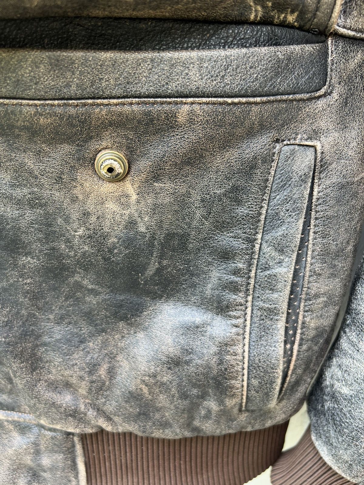 Leather Vintage Triumph Motorcycles Fade Patina Leather Jacket Size US L / EU 52-54 / 3 - 18 Thumbnail