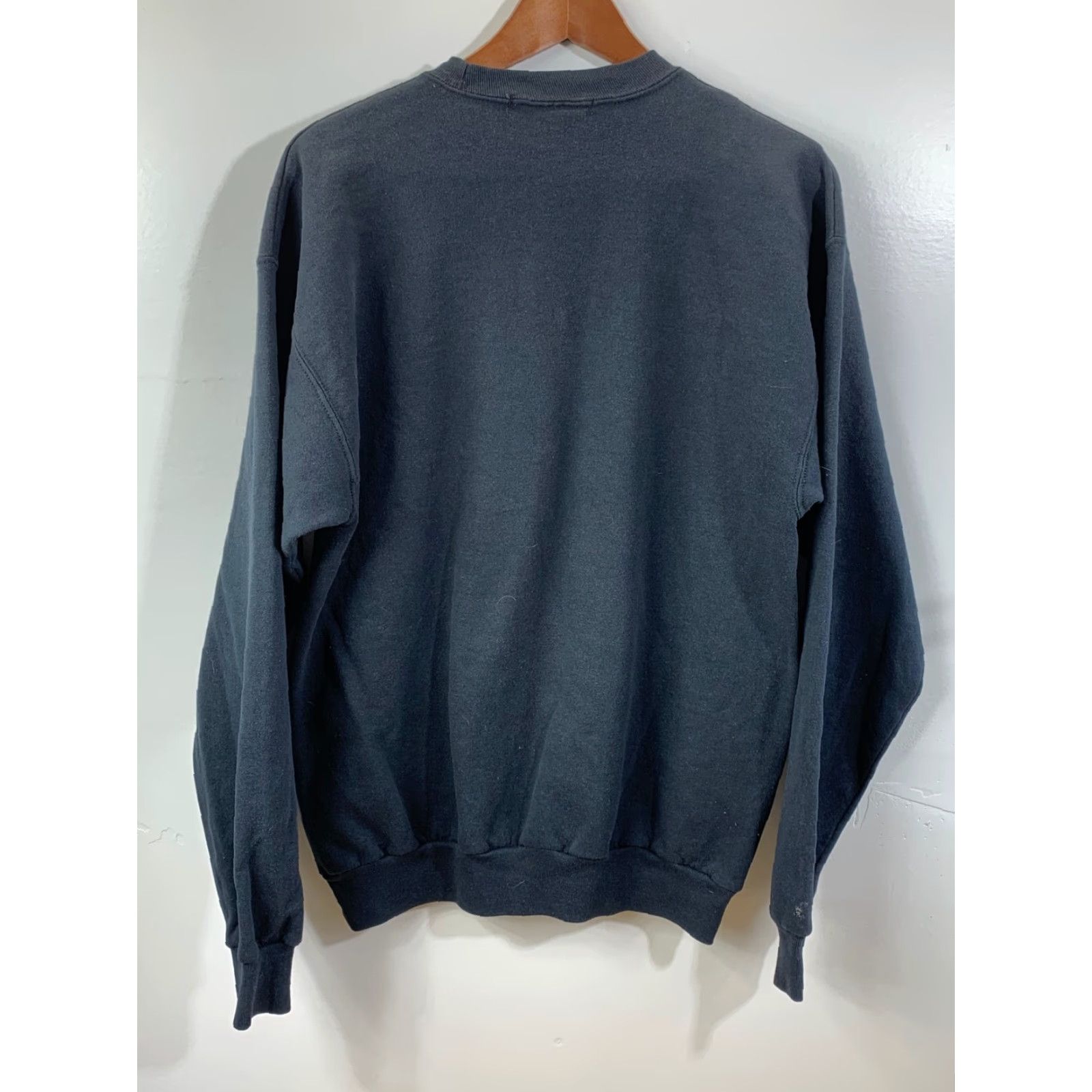 Vintage VINTAGE Fully Laced & Co. Sweater Black Size M Sneaker Heads Pullover Men's Cotton Blend Logo 1995 Size US M / EU 48-50 / 2 - 3 Thumbnail