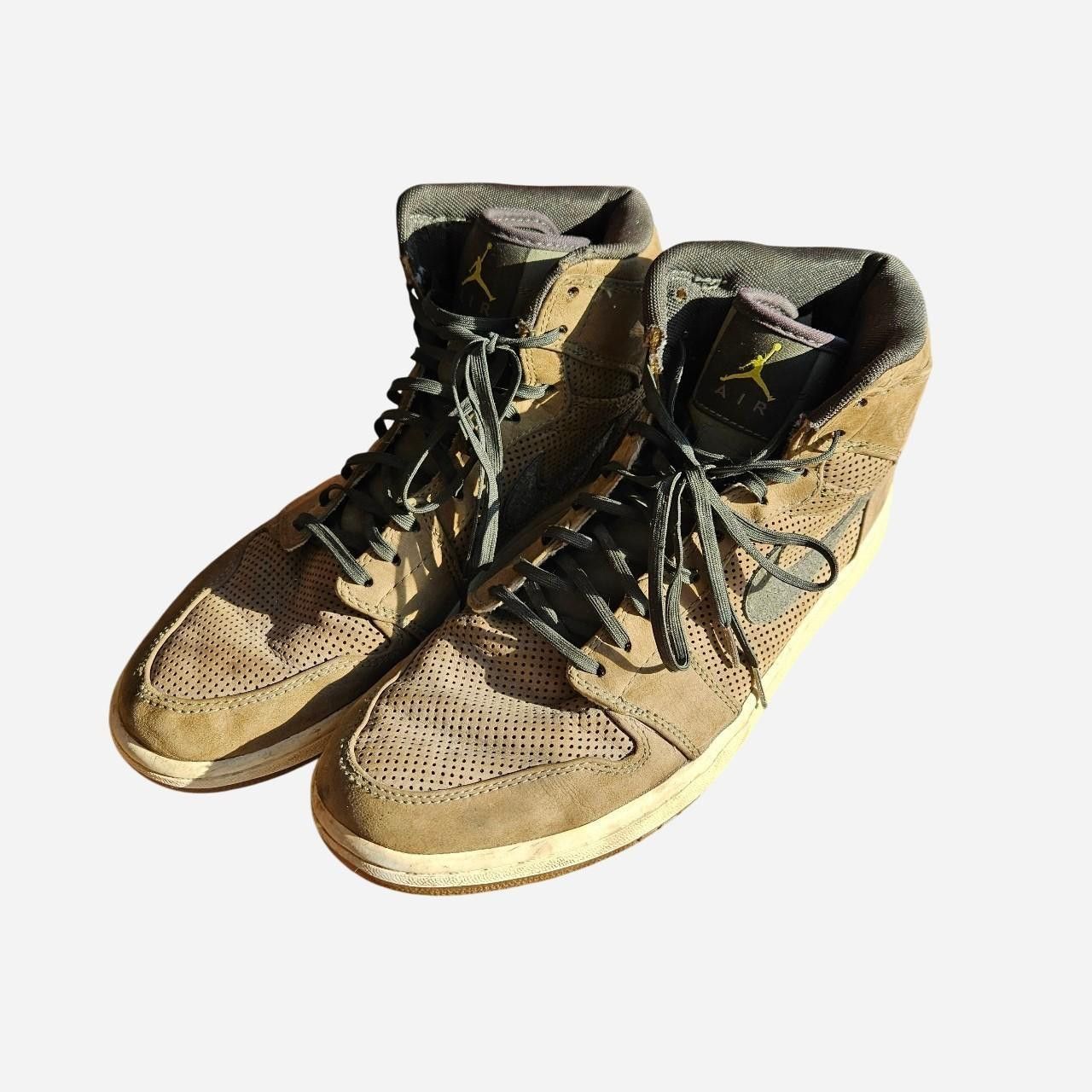 Jordan Brand Air Jordan 1 Urban Haze 2010 Size US 10 / EU 43 - 4 Thumbnail