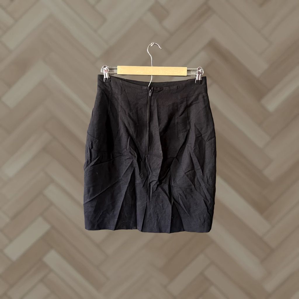 Bebe VINTAGE Bebe Womens Black 100% Wool A-line Skirt Made in USA Size 10 Size 32" / US 10 / IT 46 - 1 Thumbnail