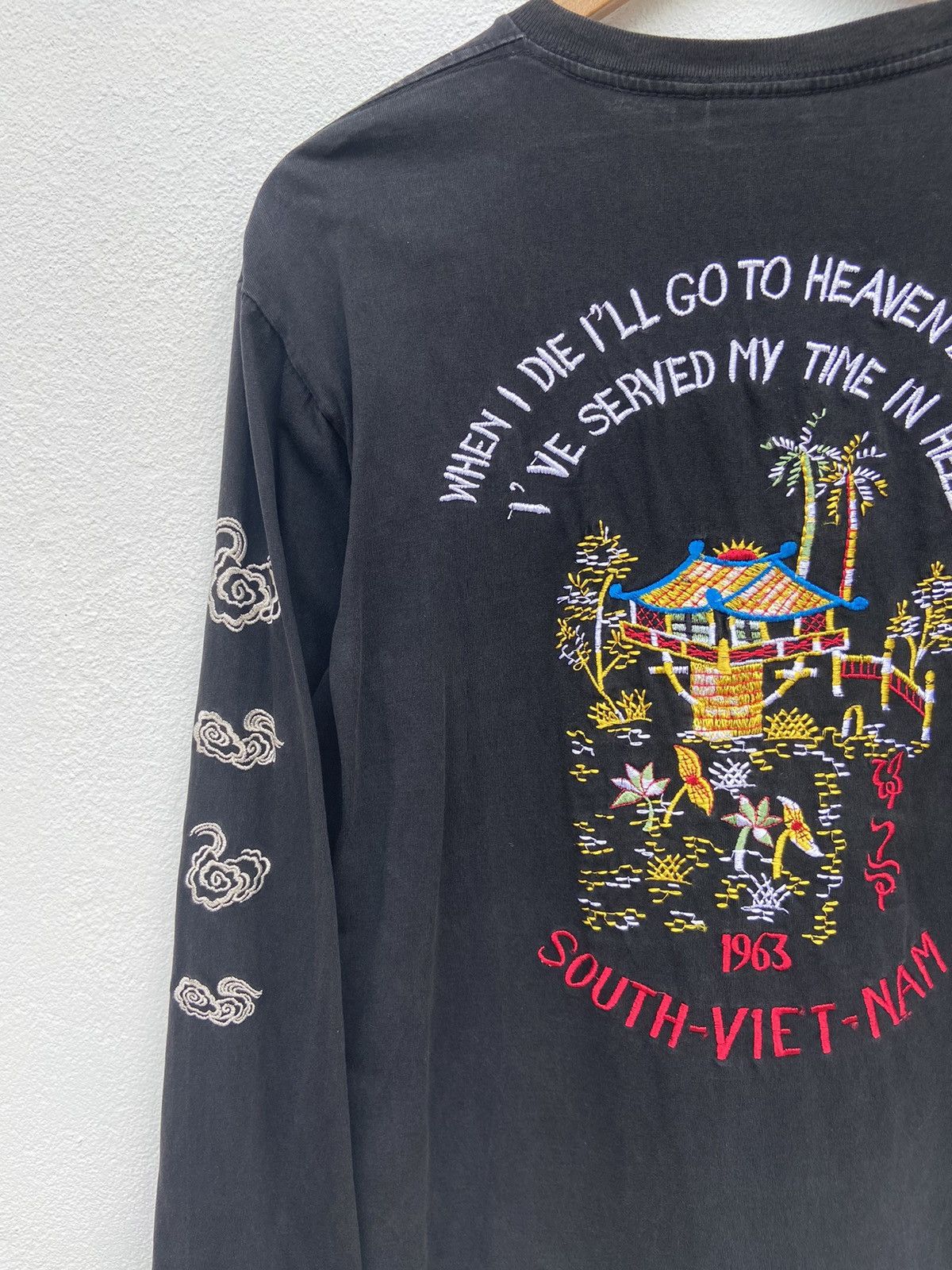 Vintage 🔥 Vintage Sukajan t shirt long sleeve Vietnam war Size US M / EU 48-50 / 2 - 4 Thumbnail