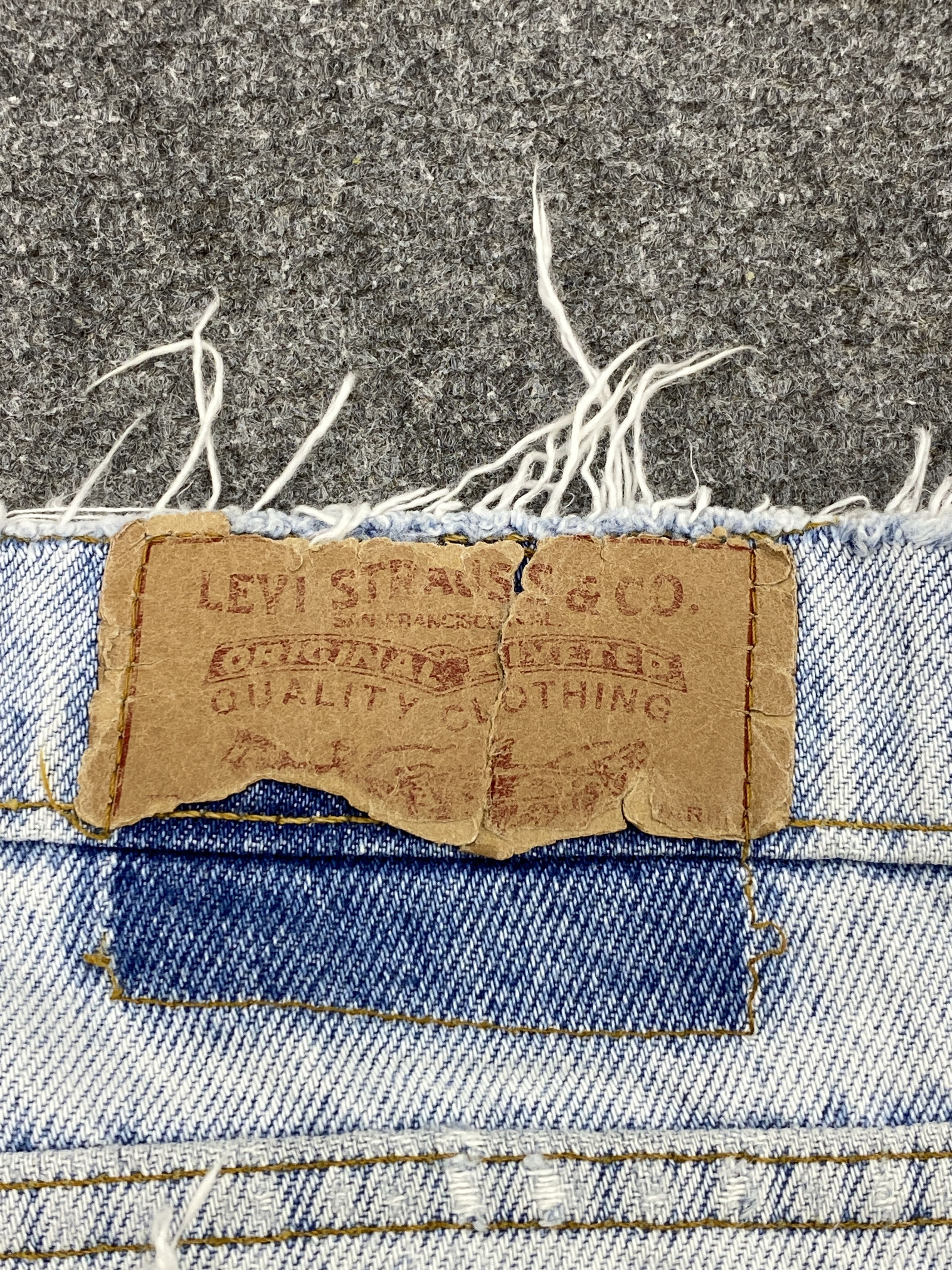 Levi's × Vintage Vintage 90s Levis 505 Light Blue Washed Denim Jeans Size US 31 - 5 Thumbnail