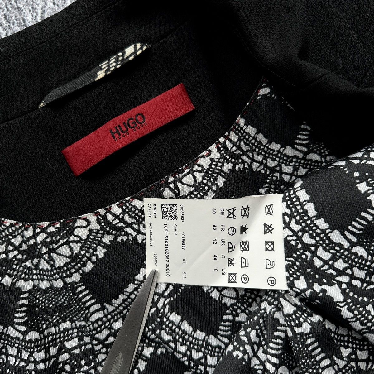 Hugo Boss Women’s Hugo Boss Anella Blazer Jacket Black Size: UK 12 Size M / US 6-8 / IT 42-44 - 13 Thumbnail