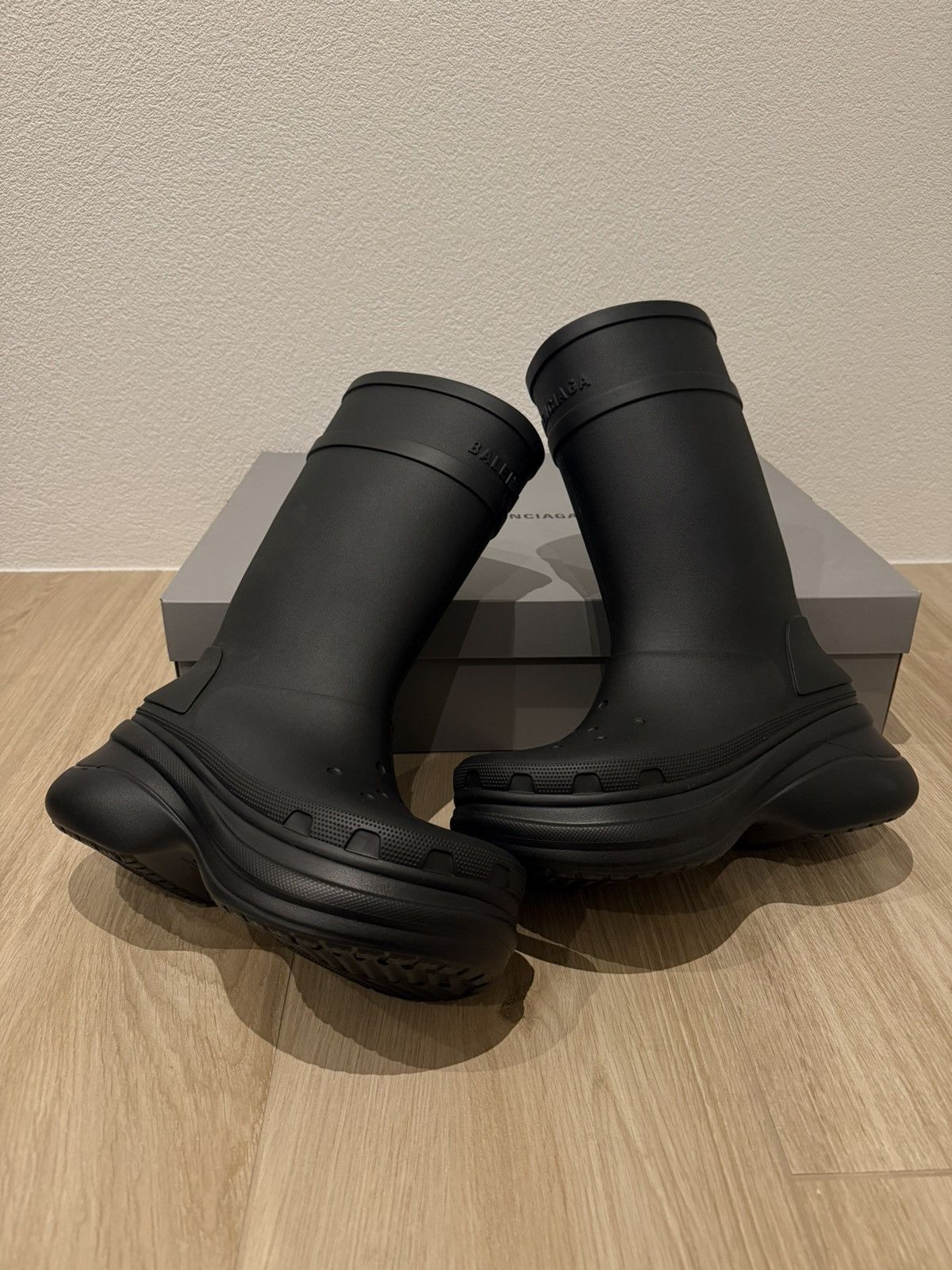 Balenciaga × Crocs Balanciaga Crocs Boots Size US 12 / EU 45 - 1 Thumbnail