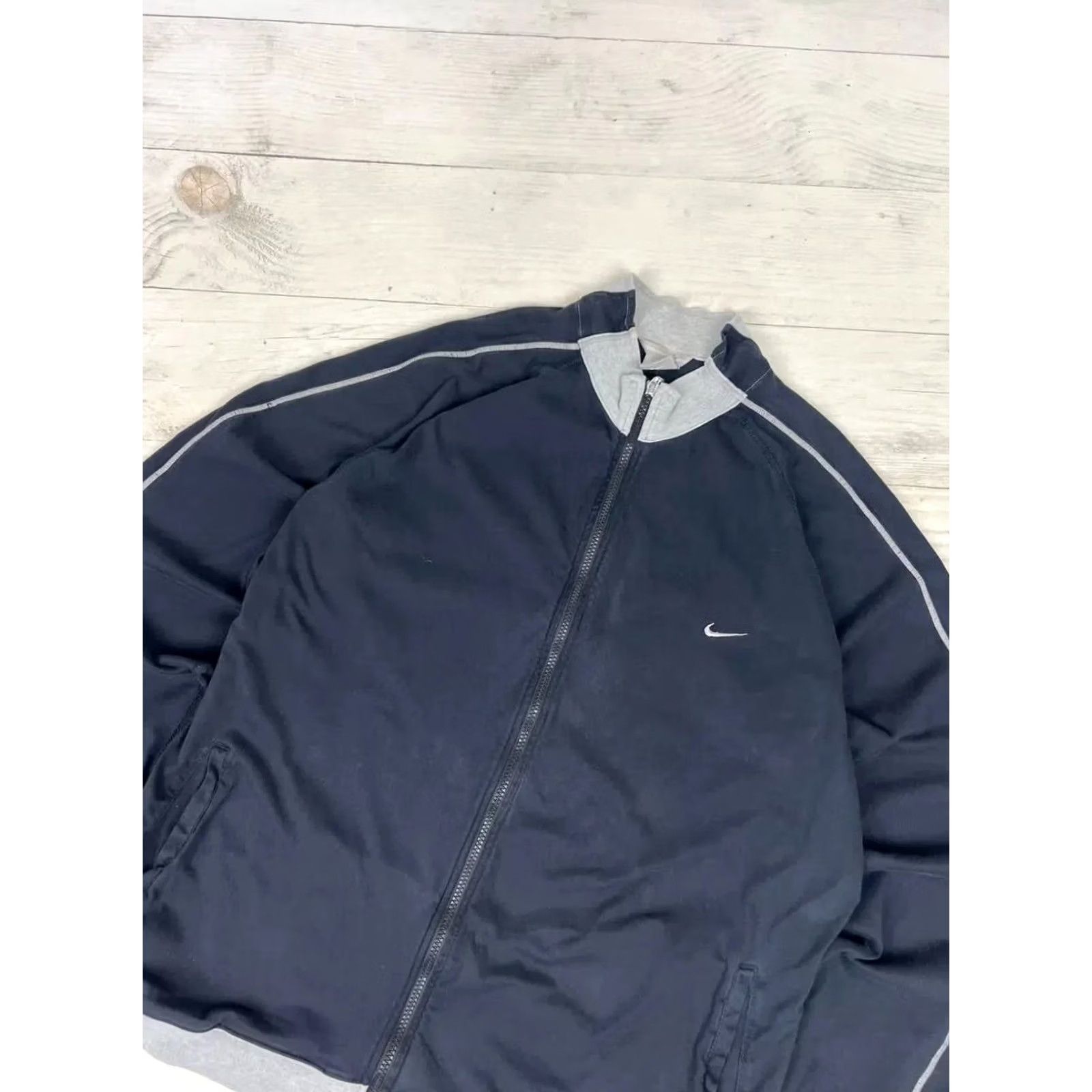 Nike VINTAGE Nike Tracksuit Jacket Pants Set 2XL Black Nike Tracksuit Mens 2XL Black Stripe Swoosh 00s Size 48R - 2 Thumbnail