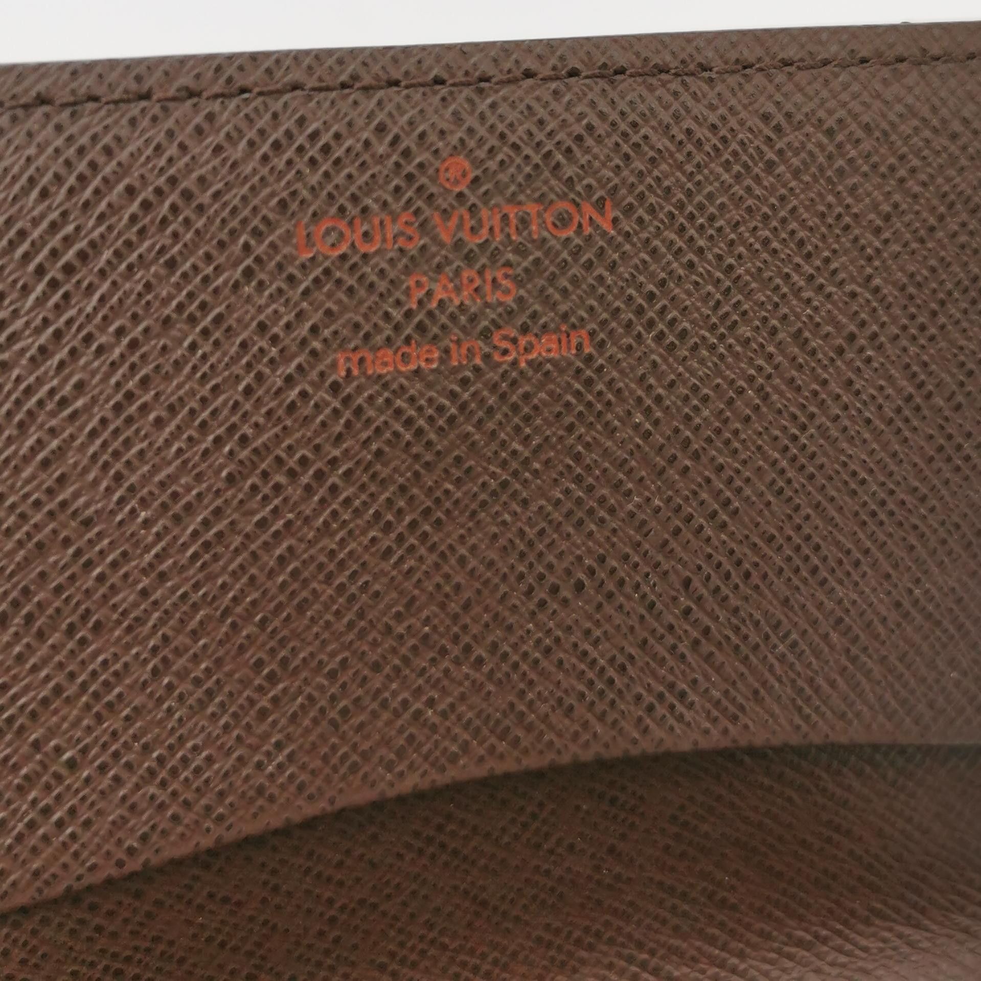 Louis Vuitton Louis Vuitton (LV) Cowhide Checkerboard Flap Card Holder -y Size ONE SIZE - 6 Thumbnail
