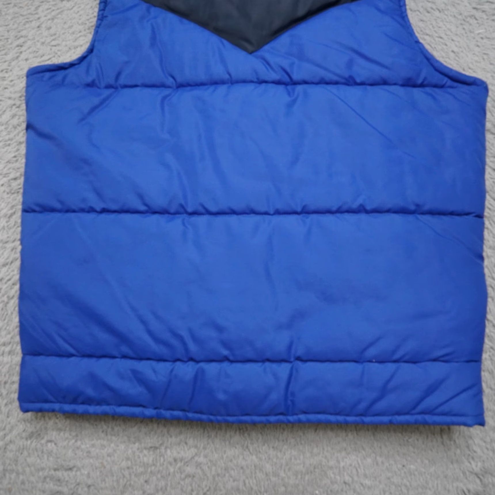 Wrangler Vintage Wrangler Rugged Wear Puffer Vest M Blue - USA, 80s, Western, Quilted, Snap Buttons, Insulated, Nylon/Softshell, Jacket Style Mens Vest Size US M / EU 48-50 / 2 - 7 Thumbnail