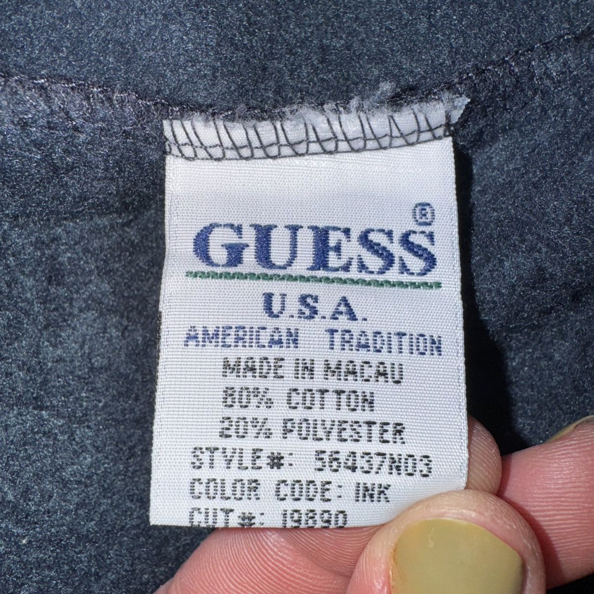 Guess Vintage 90’s GUESS sweatshirt Men’s Large Gold Embroidery Size US L / EU 52-54 / 3 - 4 Thumbnail