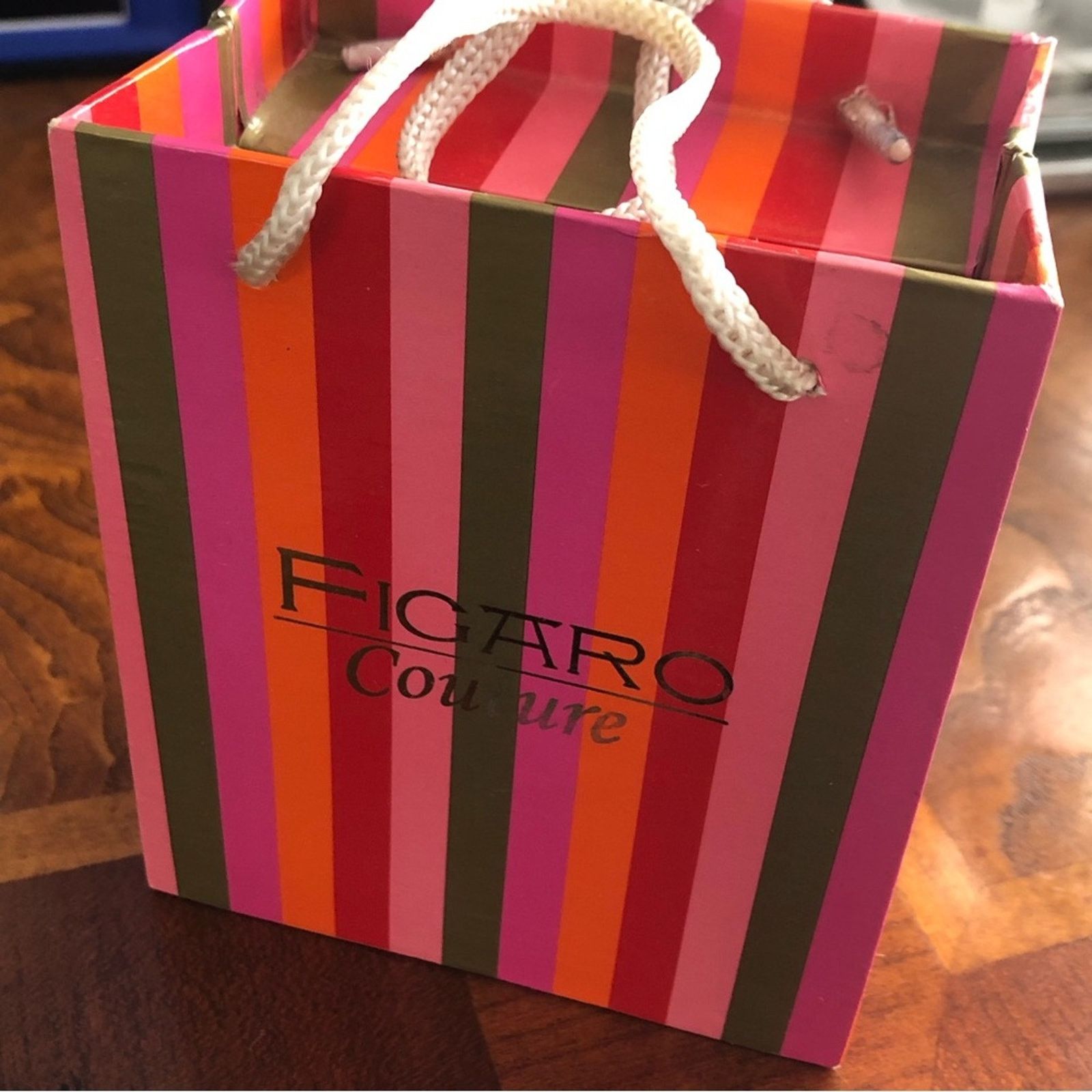 Jewelry Figaro Couture red Pearl watch and bracelet set in box Size ONE SIZE - 2 Thumbnail