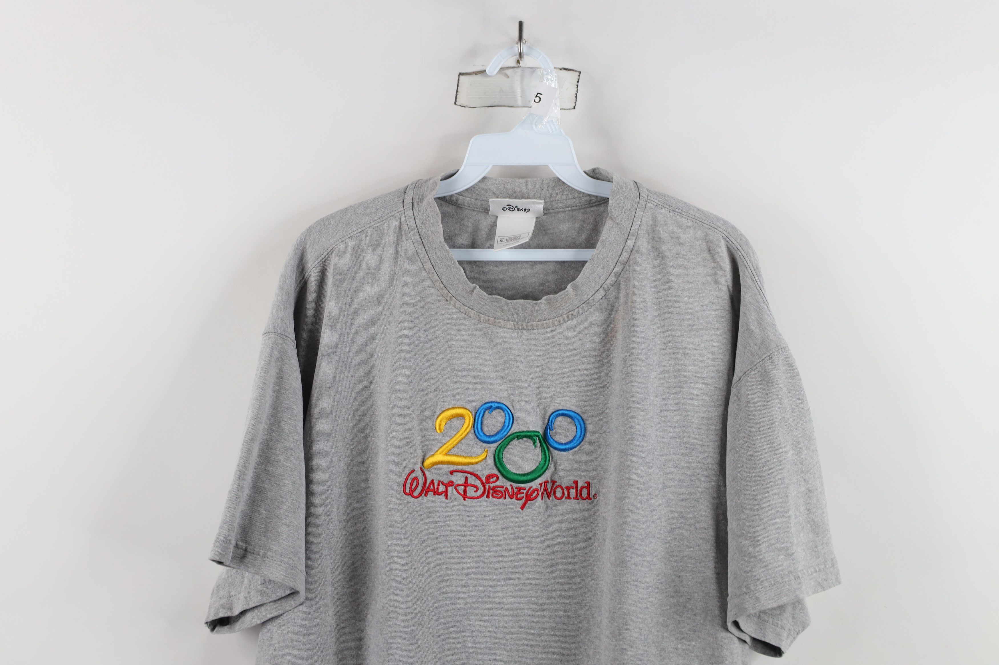 Disney × Vintage Vintage Y2K 2000 Disney World Heavyweight T-Shirt Size US XL / EU 56 / 4 - 2 Thumbnail
