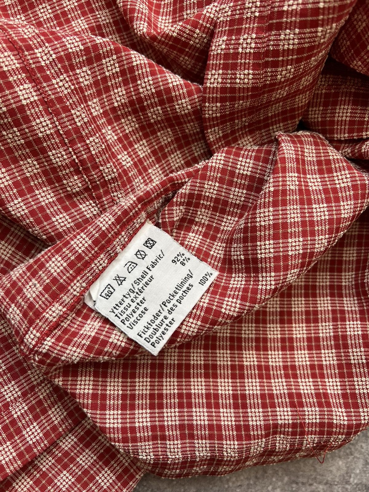 Fjallraven Fjallraven Red Plaid Button Up Shirt Mens Gorpcore Size US M / EU 48-50 / 2 - 7 Thumbnail