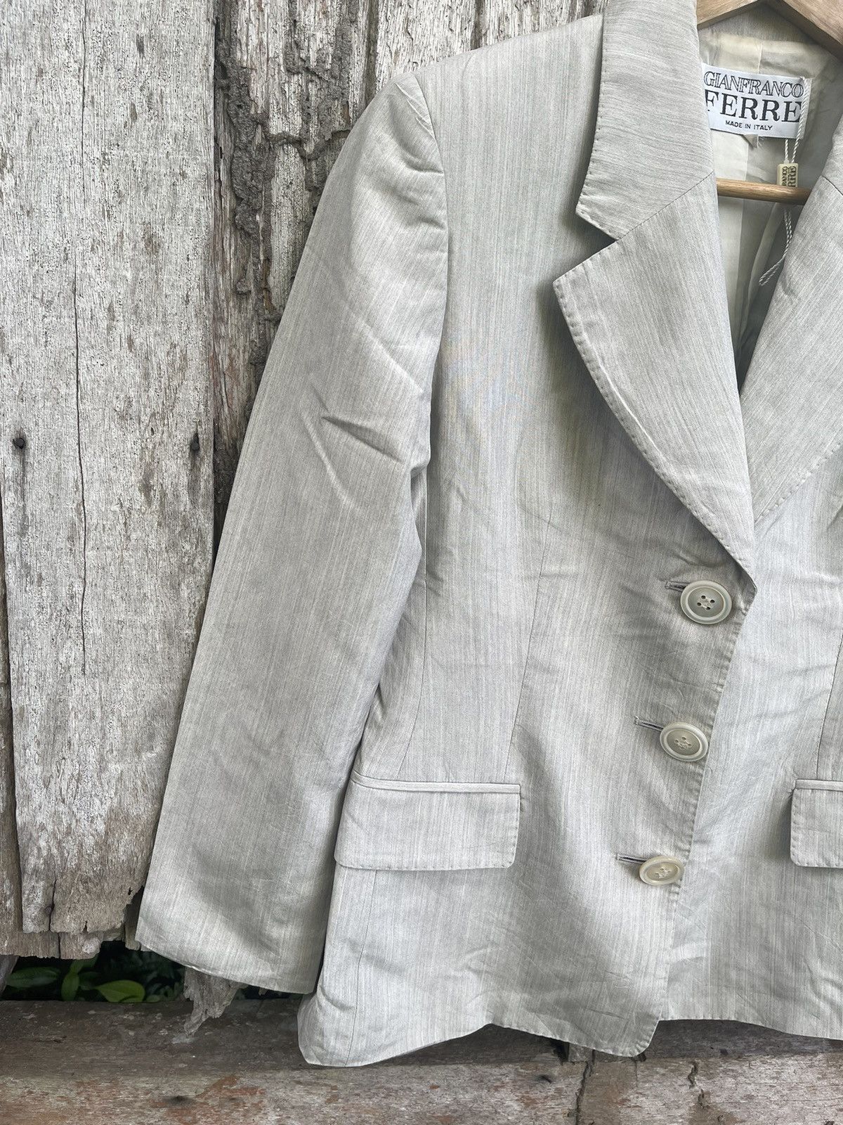 Gianfranco Ferre Gianfranco Ferré Vintage Italian Linen Blazer (90s) Size S / US 4 / IT 40 - 3 Thumbnail