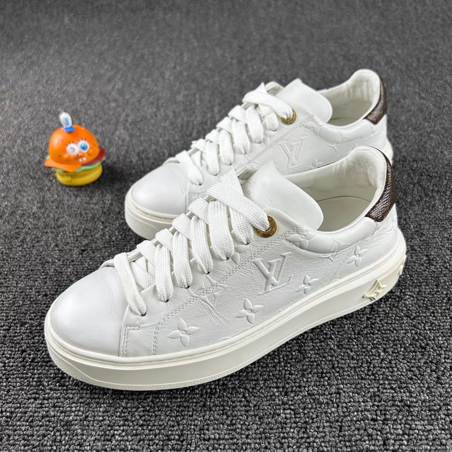 Louis Vuitton Louis Vuitton White Embossed Monogram Sneaker 35 Size US 4.5 / IT 34.5 - 1 Thumbnail