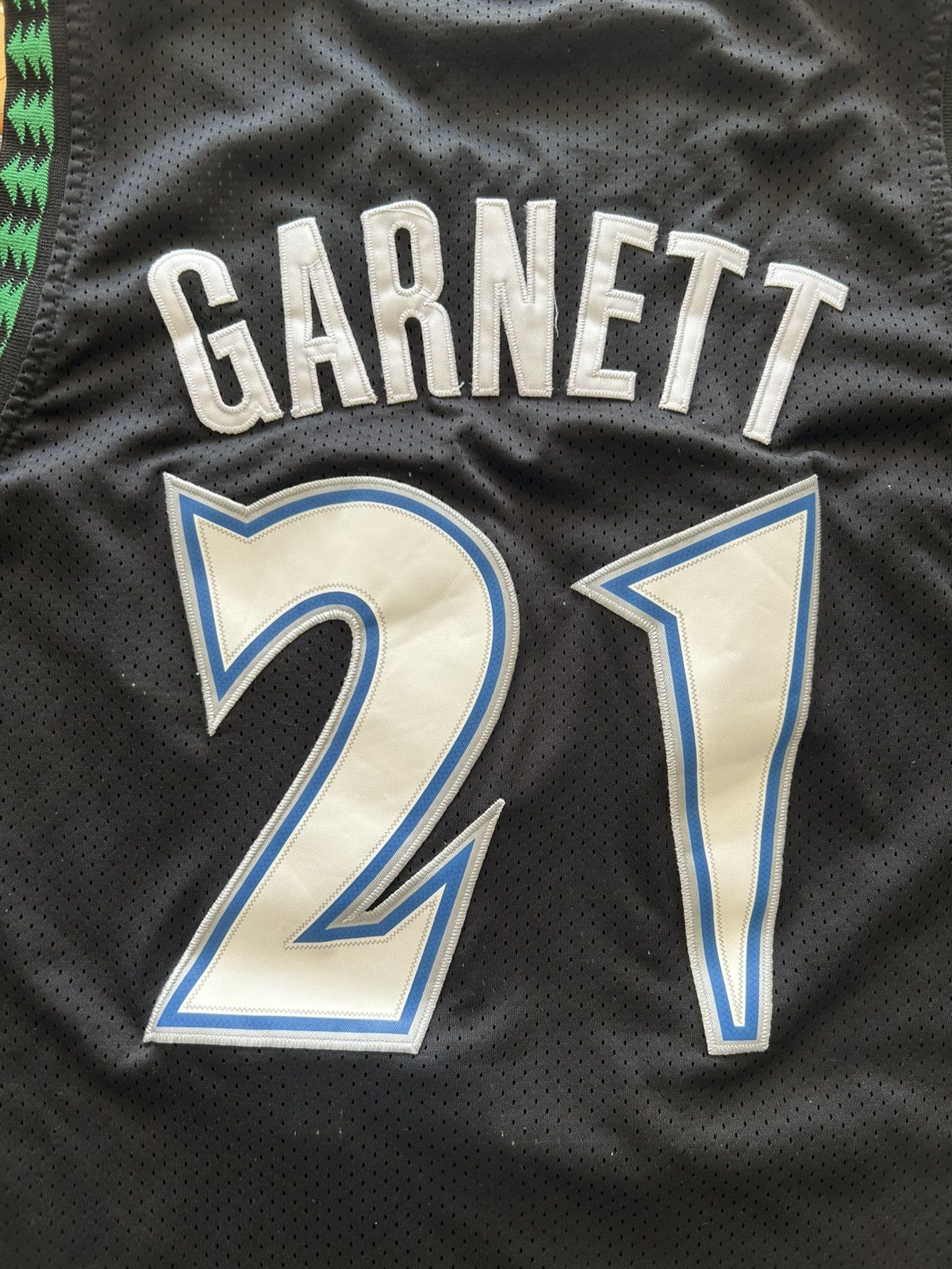 NBA Kevin Garnett Timberwolves NBA Basketball Jersey Size US M / EU 48-50 / 2 - 9 Thumbnail