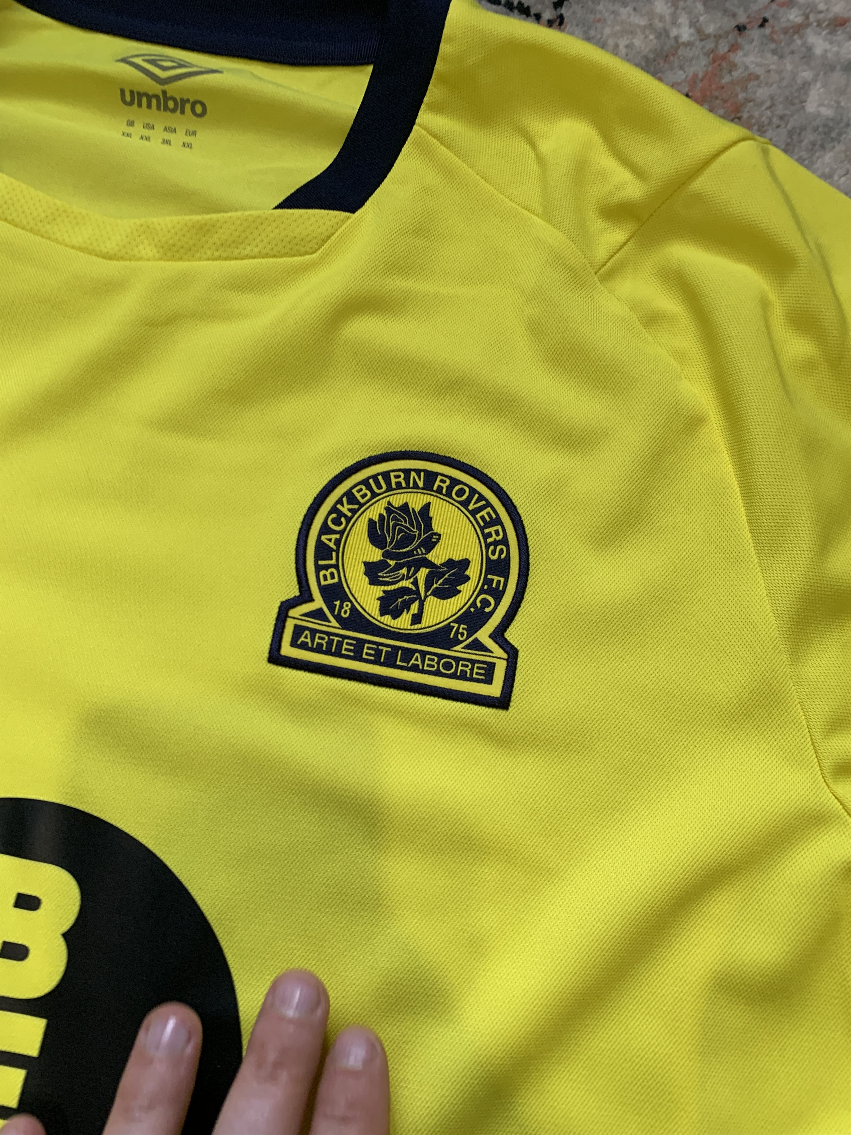 Umbro Umbro Blackburn Rovers Jersey Size US XXL / EU 58 / 5 - 8 Thumbnail