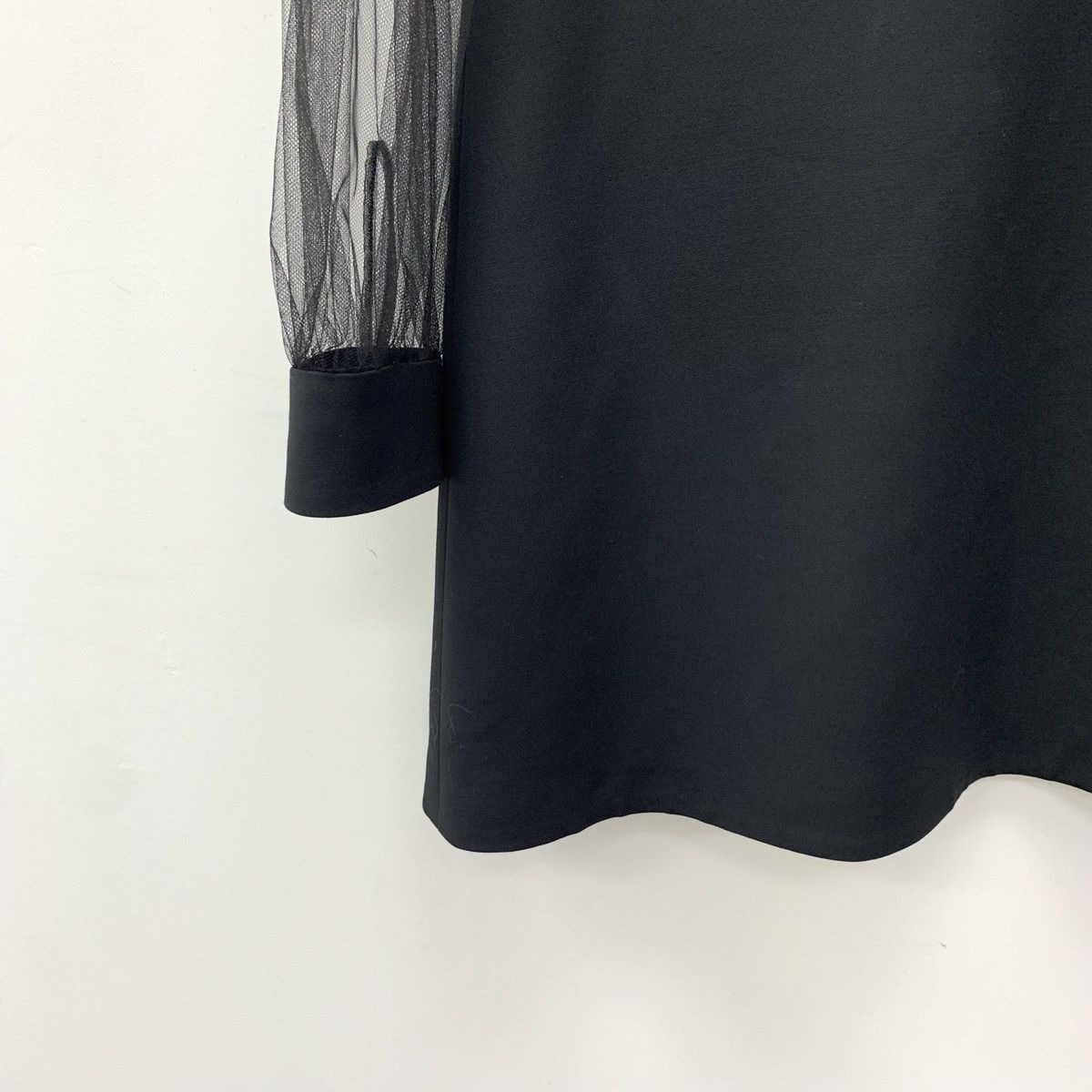 Gucci Gucci Black Hollow Floral Spliced Lace Wool Dress K26WX Size M / US 6-8 / IT 42-44 - 5 Thumbnail