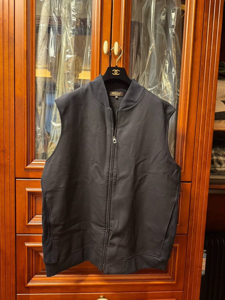 Loro Piana LORO PIANA size3XL Black vests Size US XXL / EU 58 / 5 - 1 Thumbnail