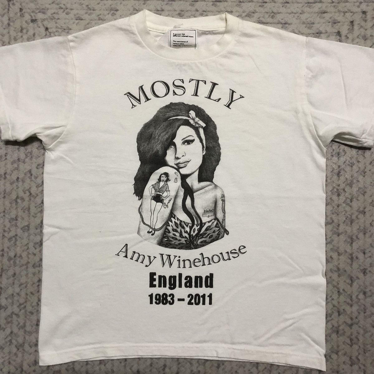 Band Tees Rare Amy Winehouse Band Tees Size US XXS / EU 40 - 2 Thumbnail