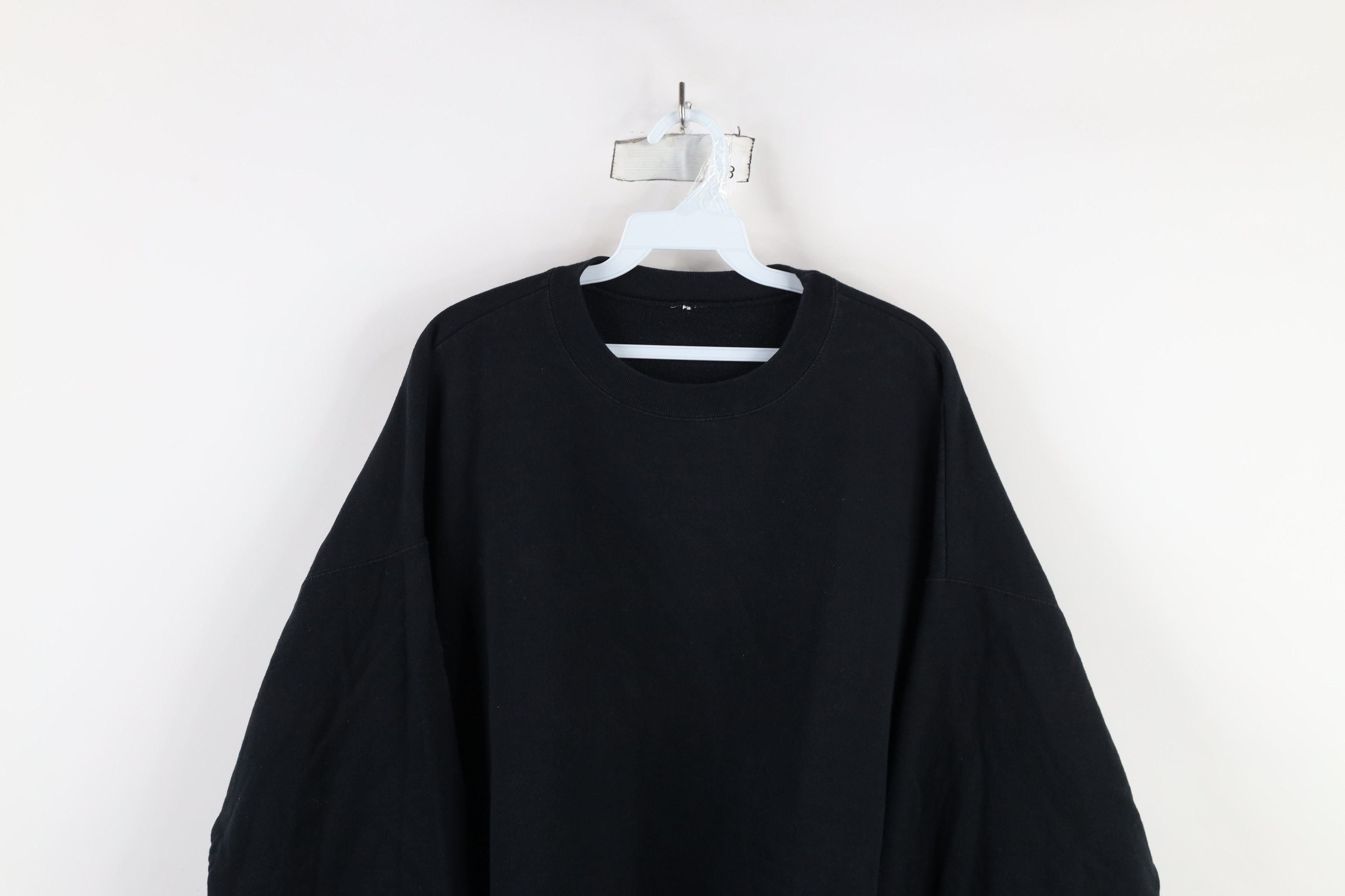 Vintage Vintage 90s Streetwear Faded Blank Crewneck Sweatshirt Black Size US XXL / EU 58 / 5 - 2 Thumbnail