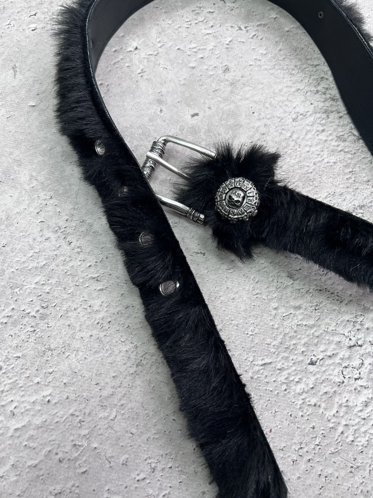 Le Grande Bleu (L.G.B.) × Vintage Vintage Leather Hairy Fur Belt Y2K Cowboys Style Size ONE SIZE - 5 Thumbnail