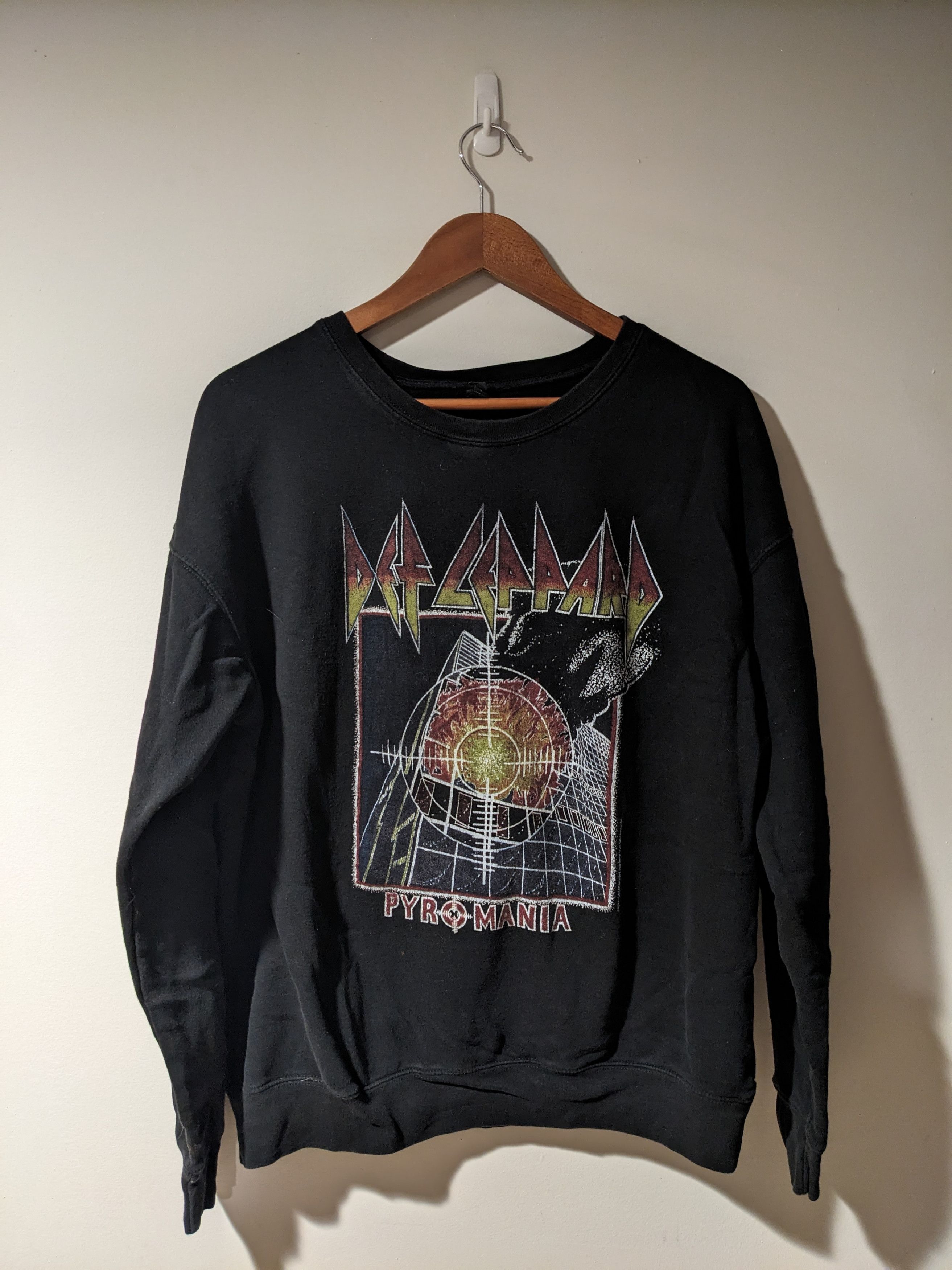 Band Tees × Def Leppard Def Leppard Band Music Pyromania Black Large Sweatshirt Size US L / EU 52-54 / 3 - 1 Thumbnail