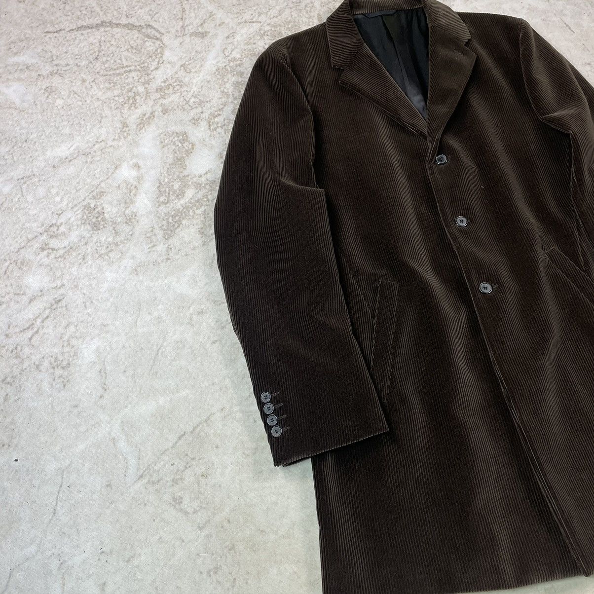 Neil Barrett Neil Barrett Italy Single Breasted Corduroy Overcoat Jacket Size US XL / EU 56 / 4 - 3 Thumbnail